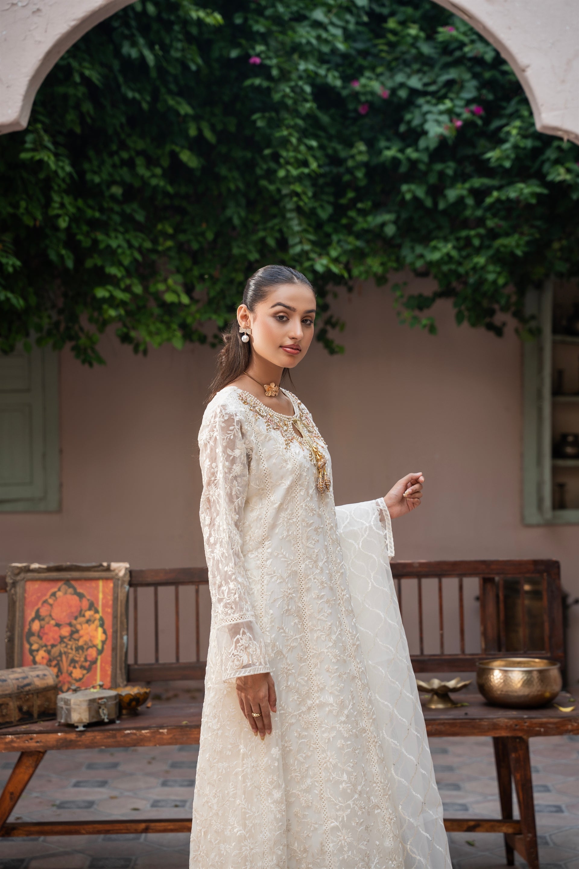Rang Nirala By Manahils Stitched 3 Piece Formals Collection'2025-K-171-OFF WHITE