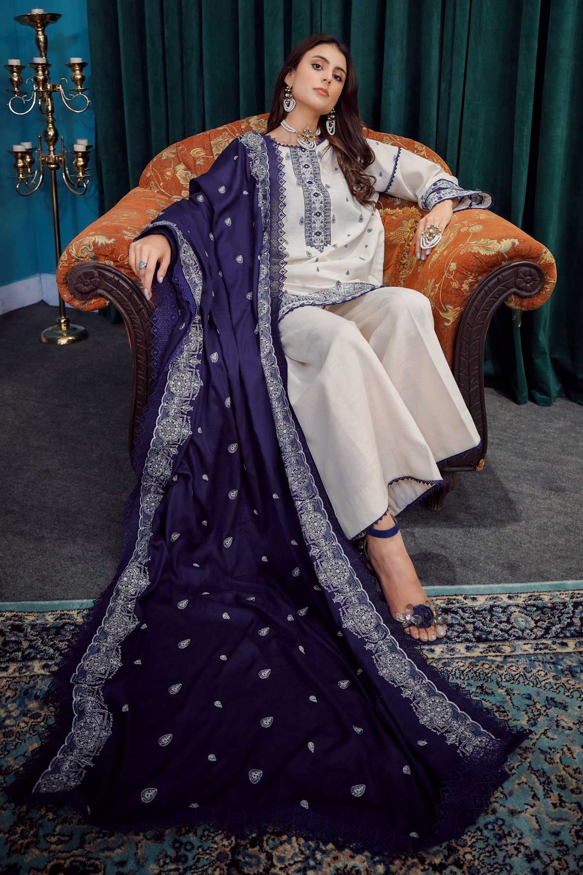 Moksh By Aayra Unstitched Winter Collection'2025-Off White