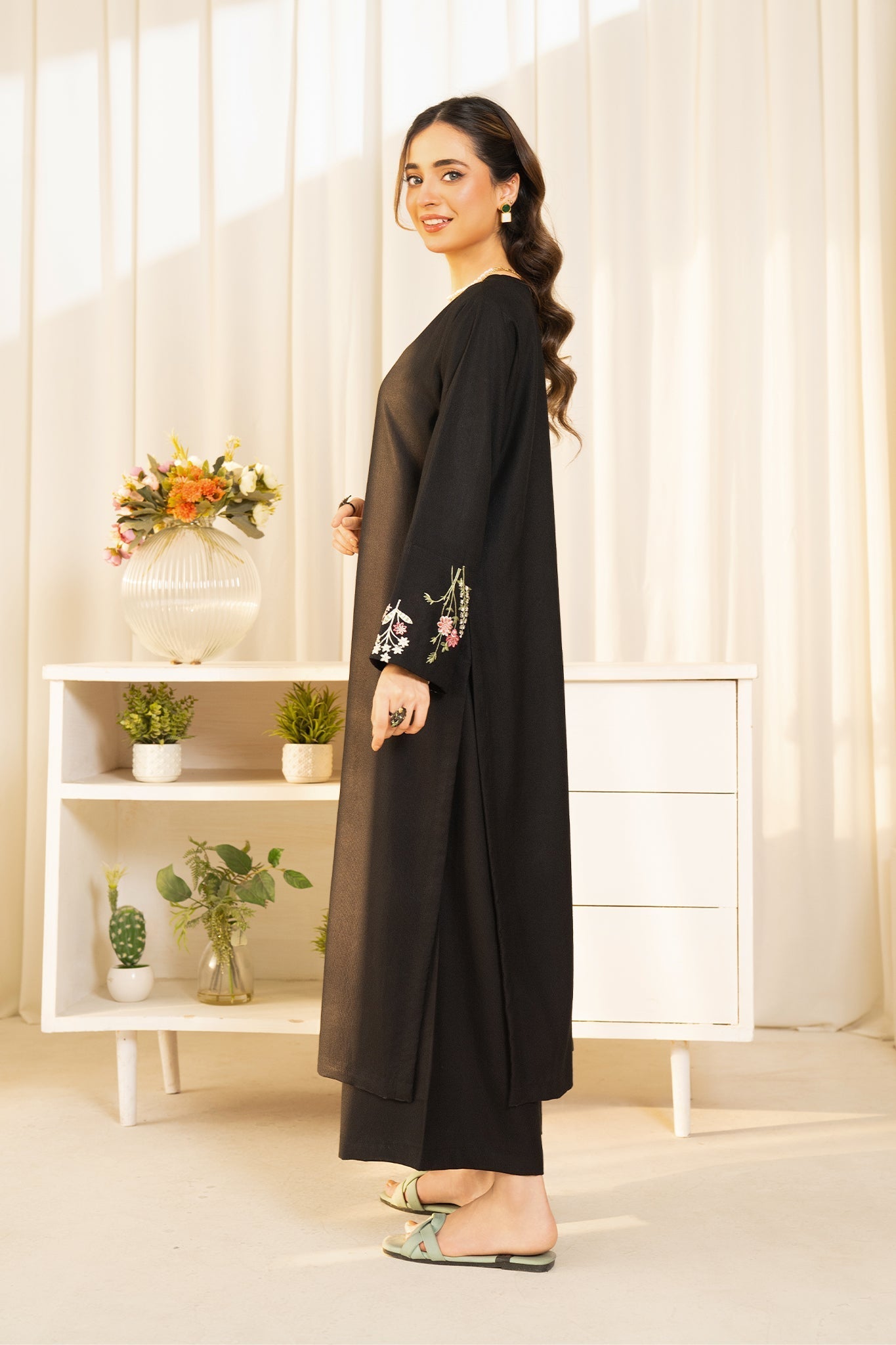 Summer Basics'25 By Mannat Clothing Stitched Collection-SB2020019