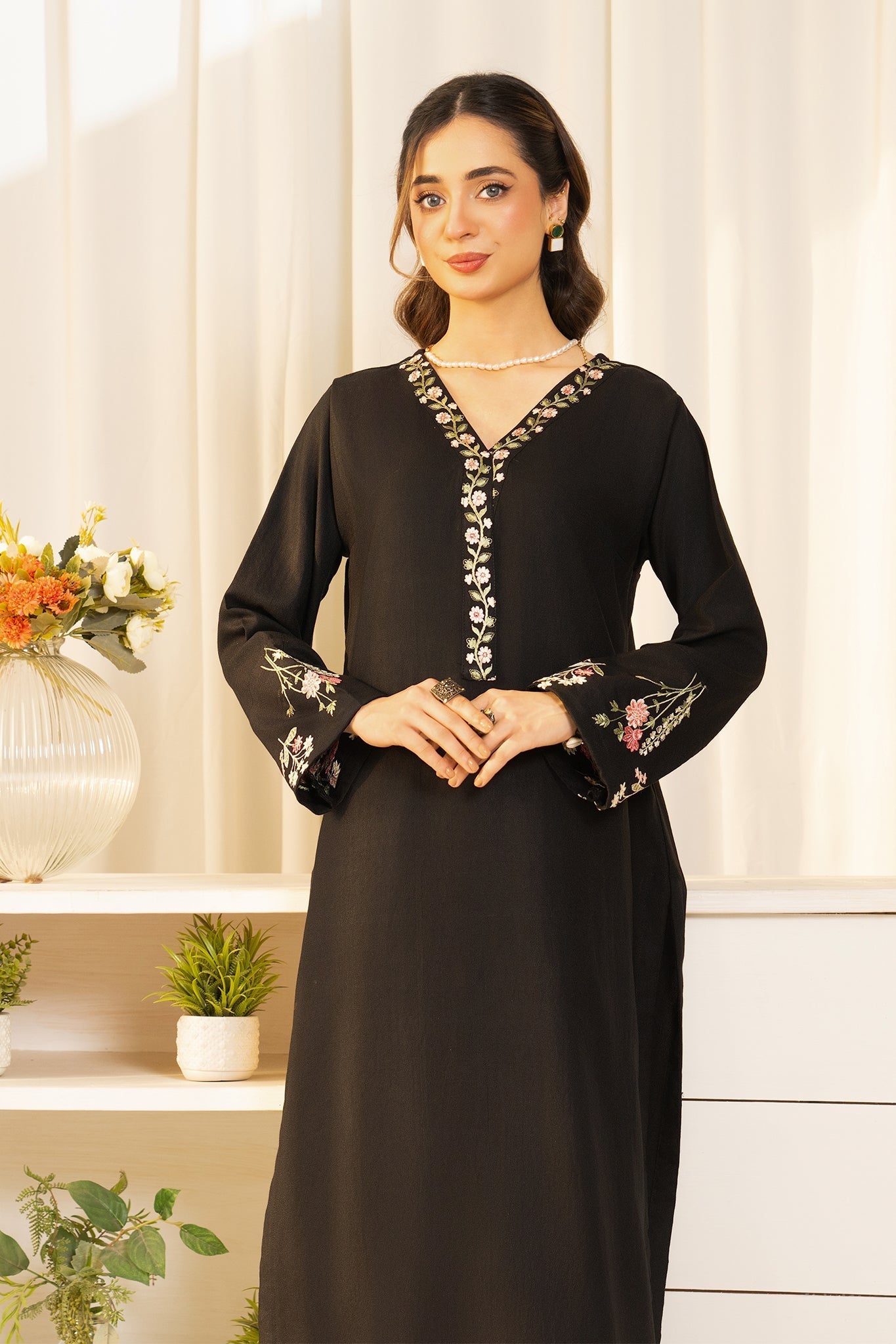 Summer Basics'25 By Mannat Clothing Stitched Collection-SB2020019