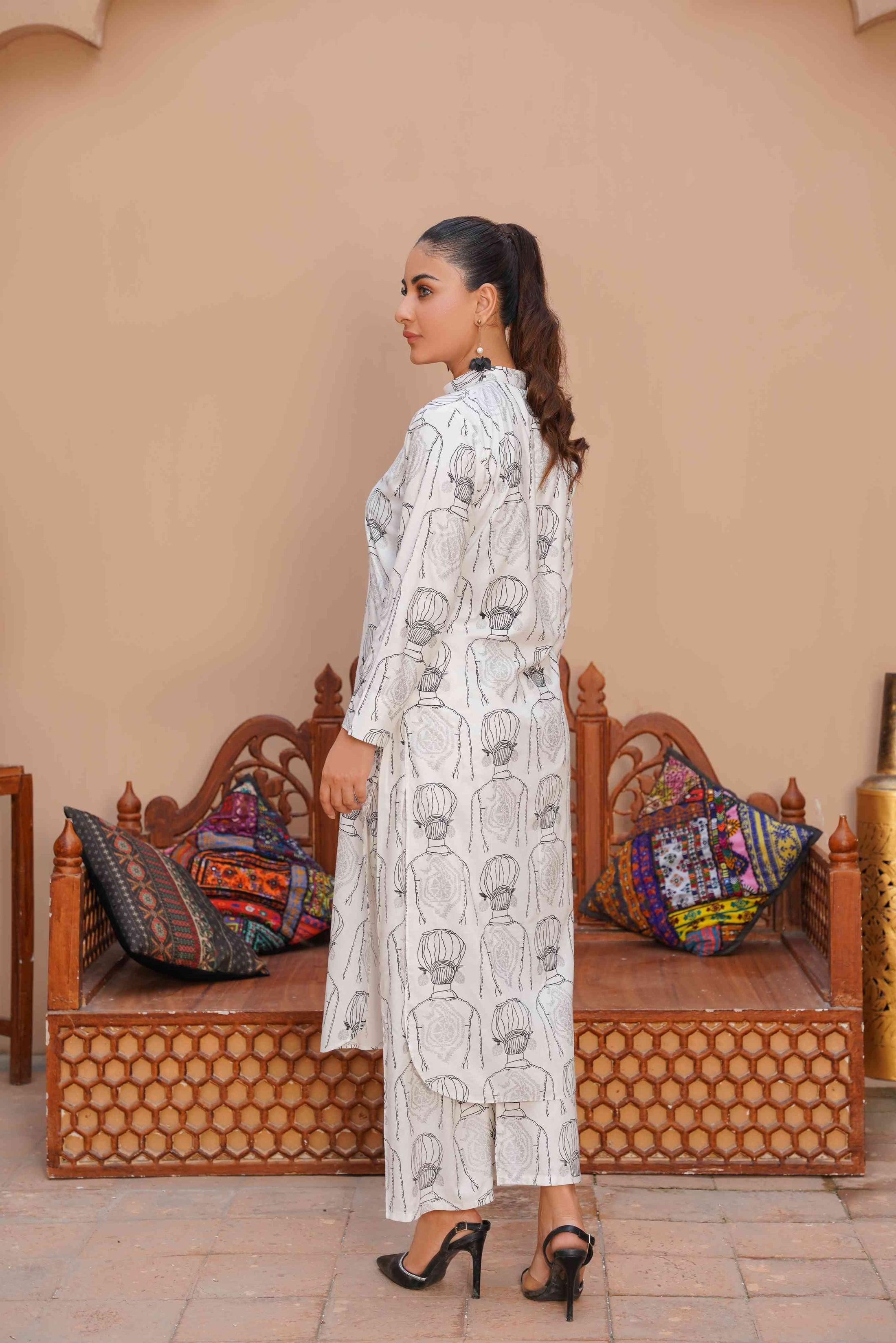 Zaib E Hoor Melodic 2Pcs Stitched Suit