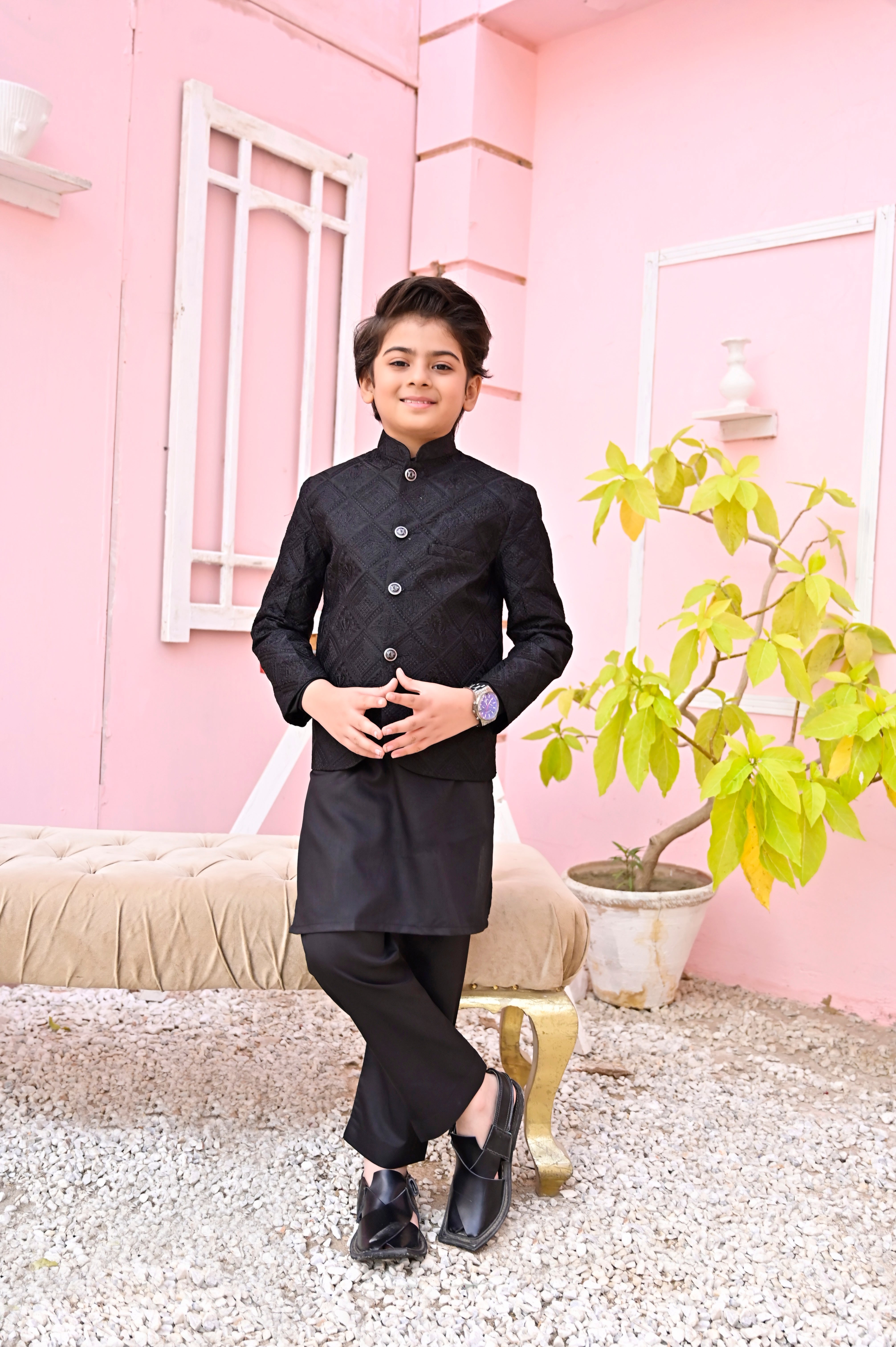 Hassanjee x Shomi