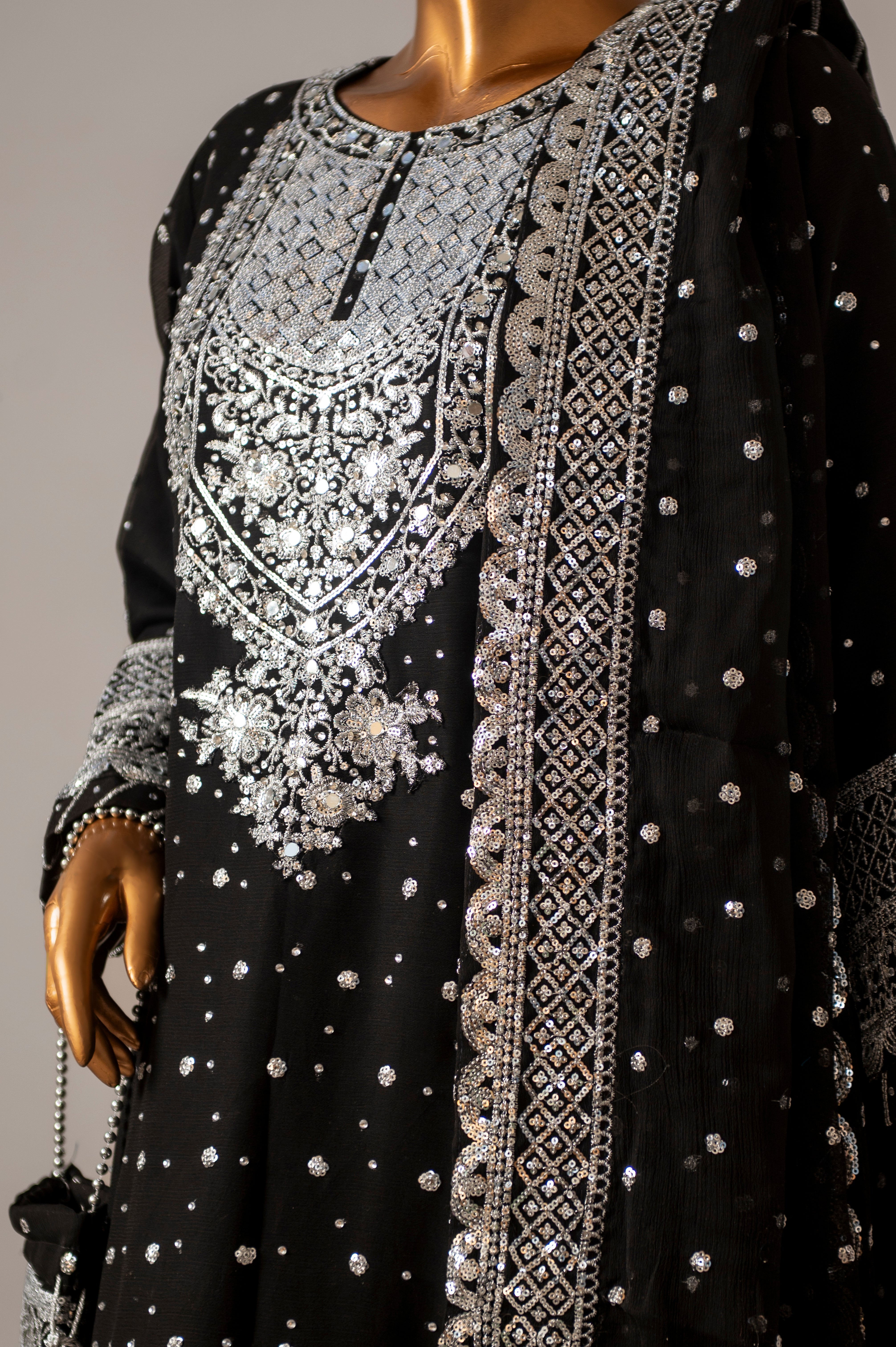Saira Sultana Stitched 3 Piece Formals Collection-Mah-Jabeen - Black
