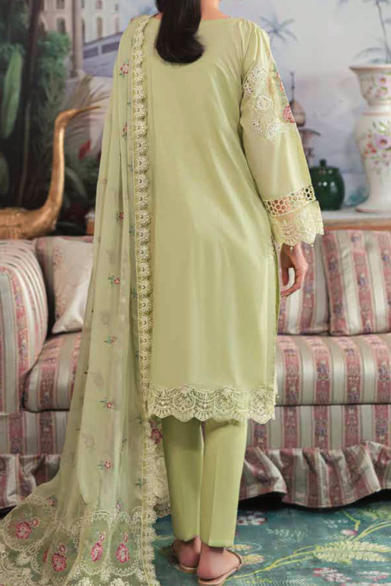 Ayra By Emaan Adeel Unstitched 3 Piece Luxury Lawn Collection'2024-EL-02
