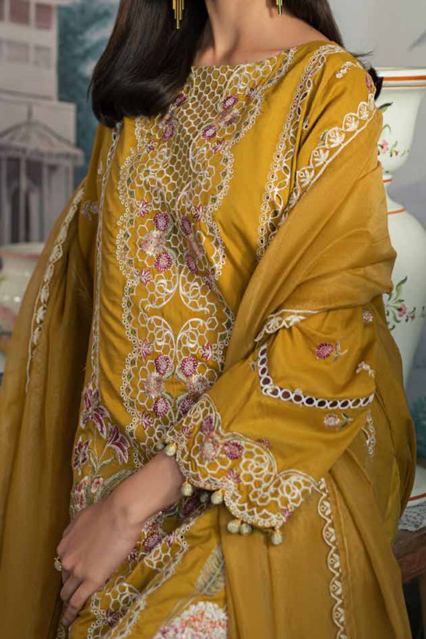 Ayra By Emaan Adeel Unstitched 3 Piece Luxury Lawn Collection'2024-EL-06