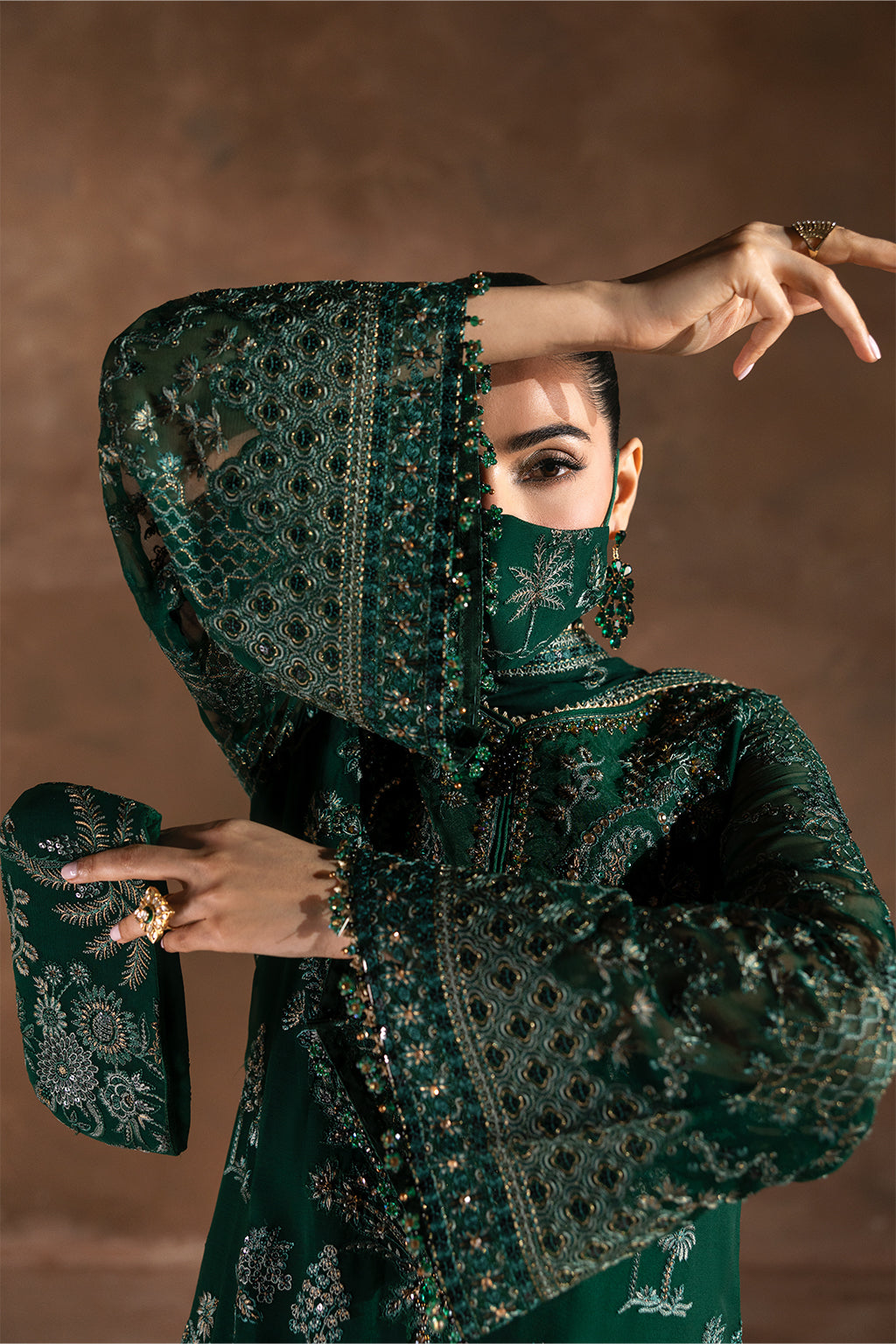 Laconic By Flossie Unstitched 3 Piece Formals Collection'2025-FE - 901 A