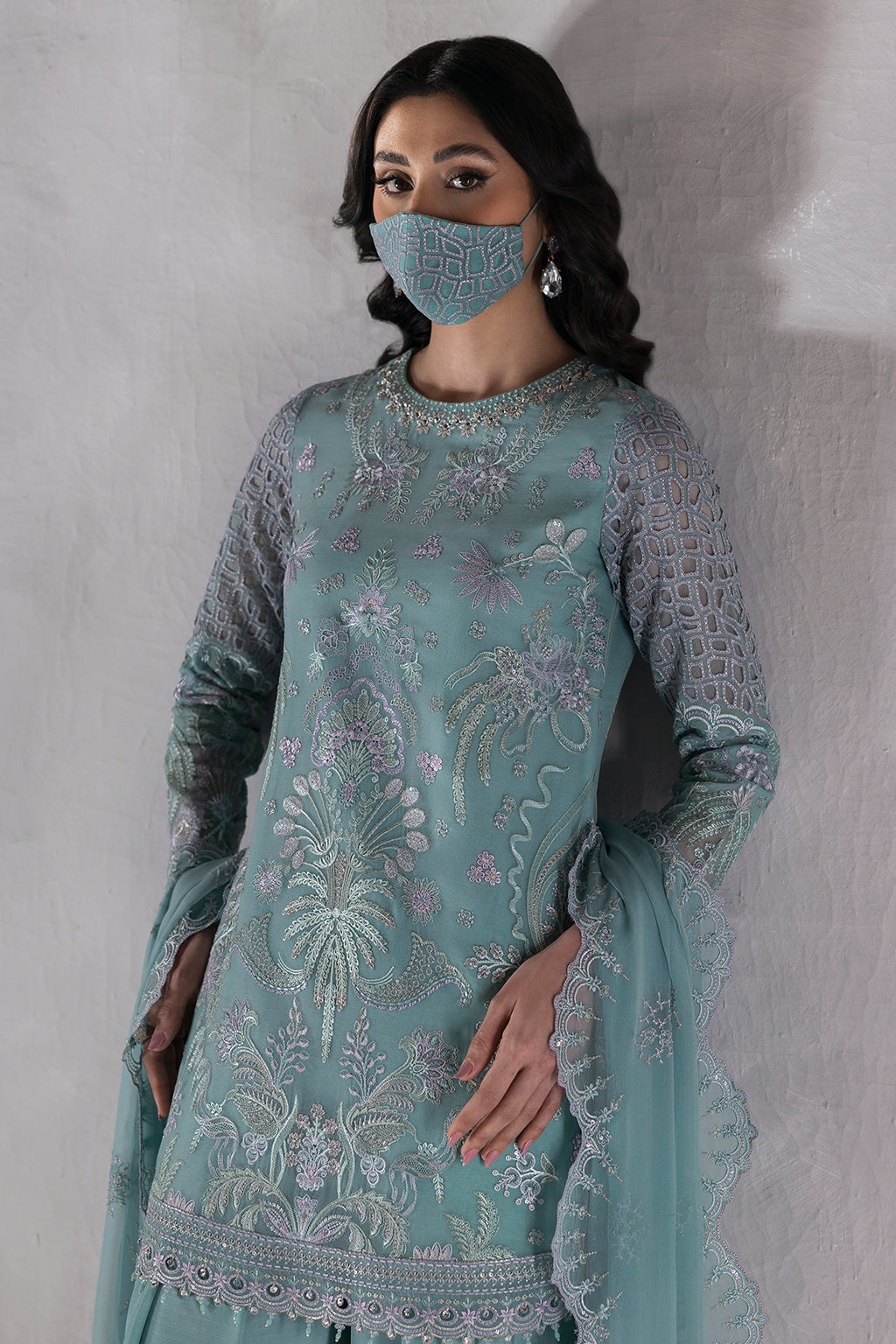 Laconic By Flossie Unstitched 3 Piece Formals Collection'2025-FE - 905 B