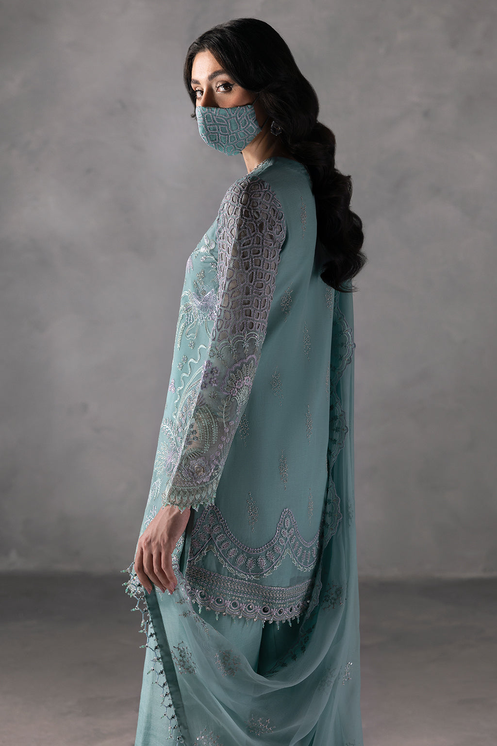 Laconic By Flossie Unstitched 3 Piece Formals Collection'2025-FE - 905 B