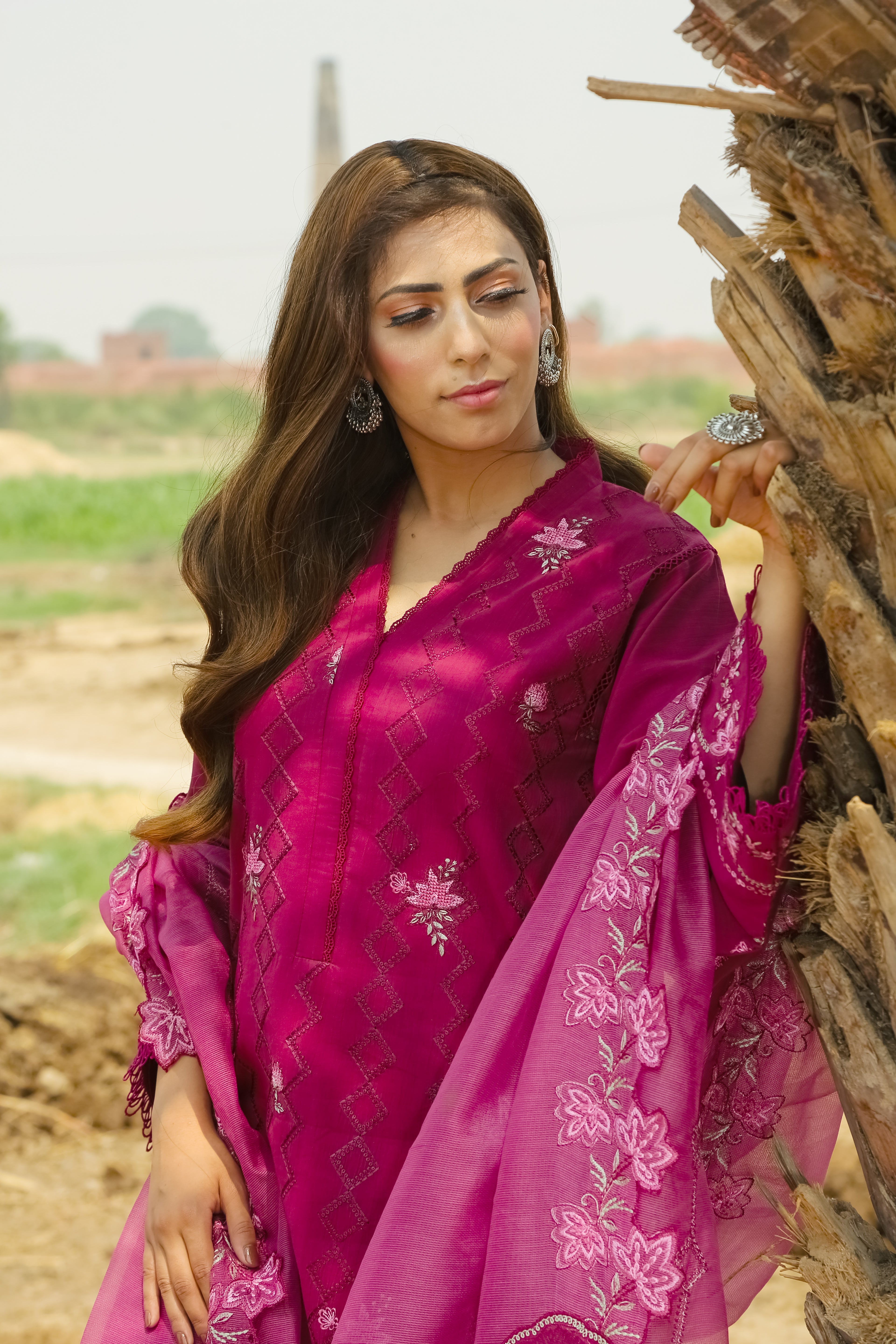 Dastak By Subayah Luxury Lawn Collection'2025-Jhalak