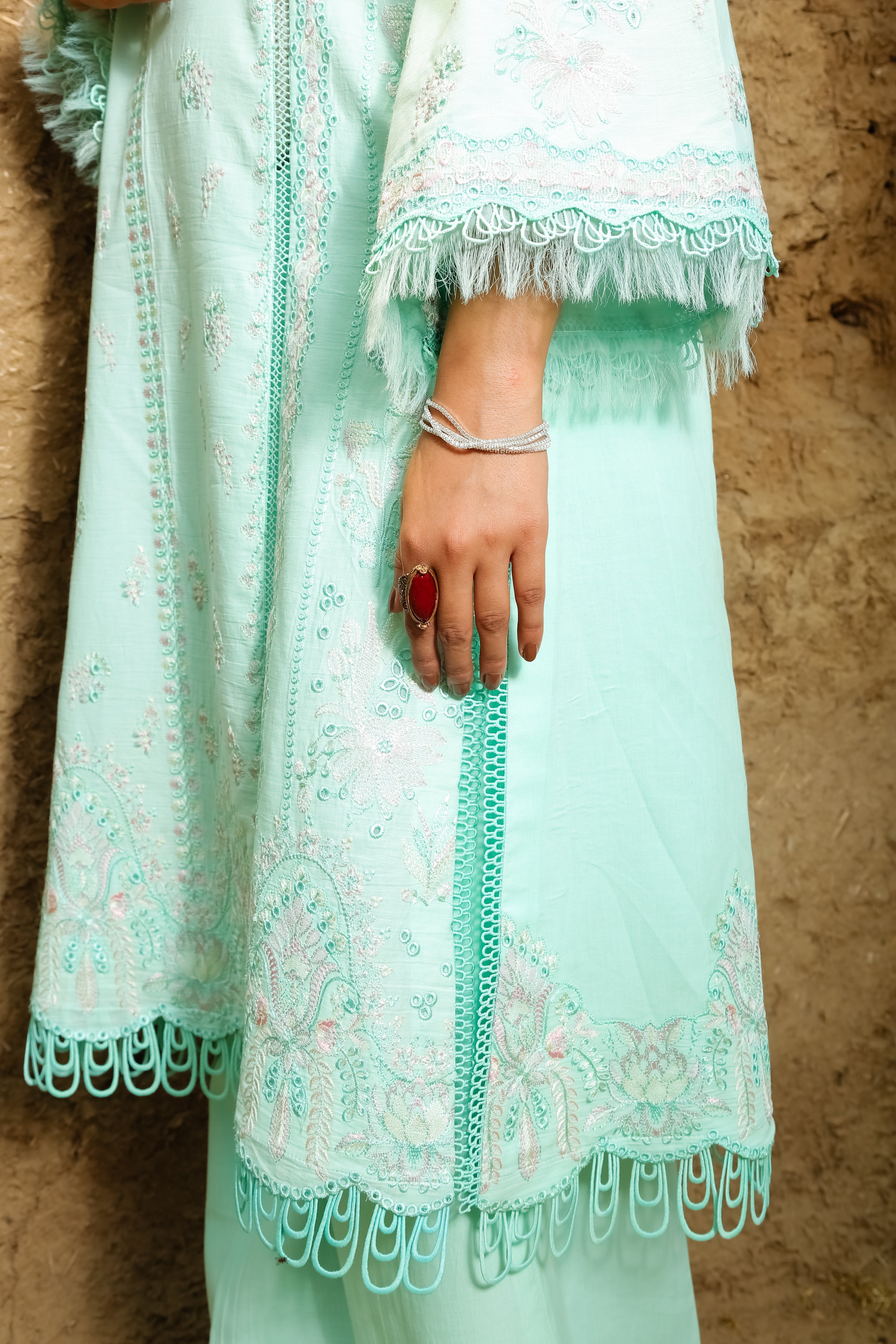 Dastak By Subayah Luxury Lawn Collection'2025-Amber