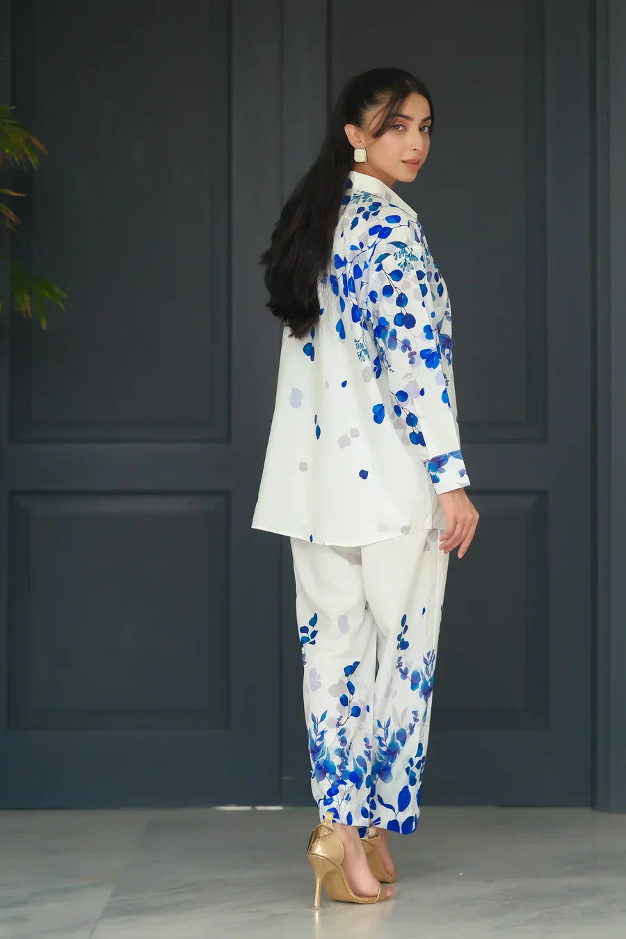 Zaib E Hoor Feroza Blossom 2Pc Stitched Suit