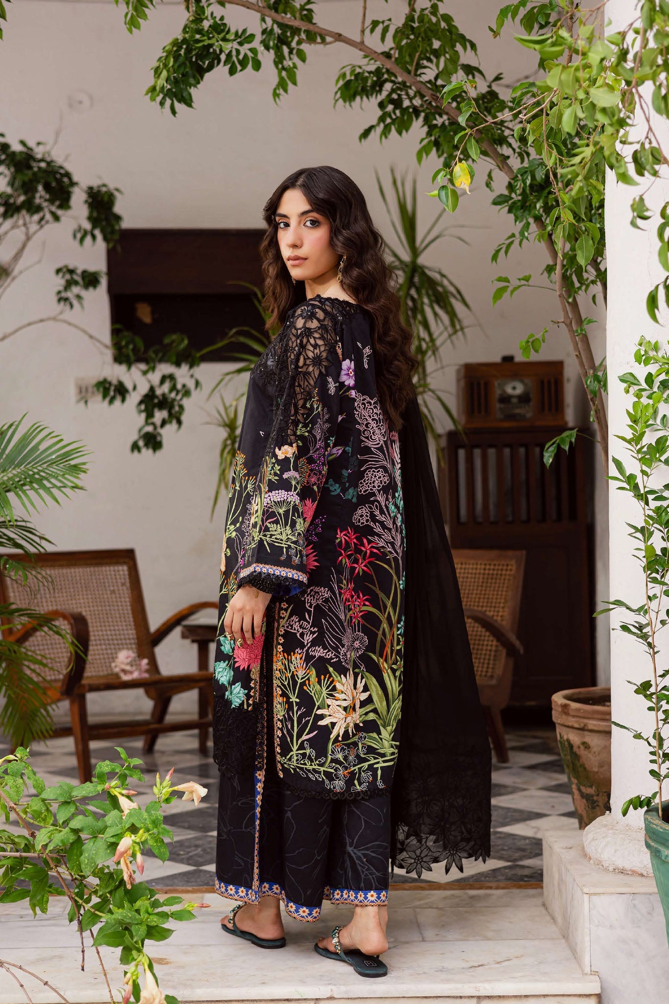 Gulzar By Mahnur Unstitched 3 Piece Winter Collection'2025-G-01
