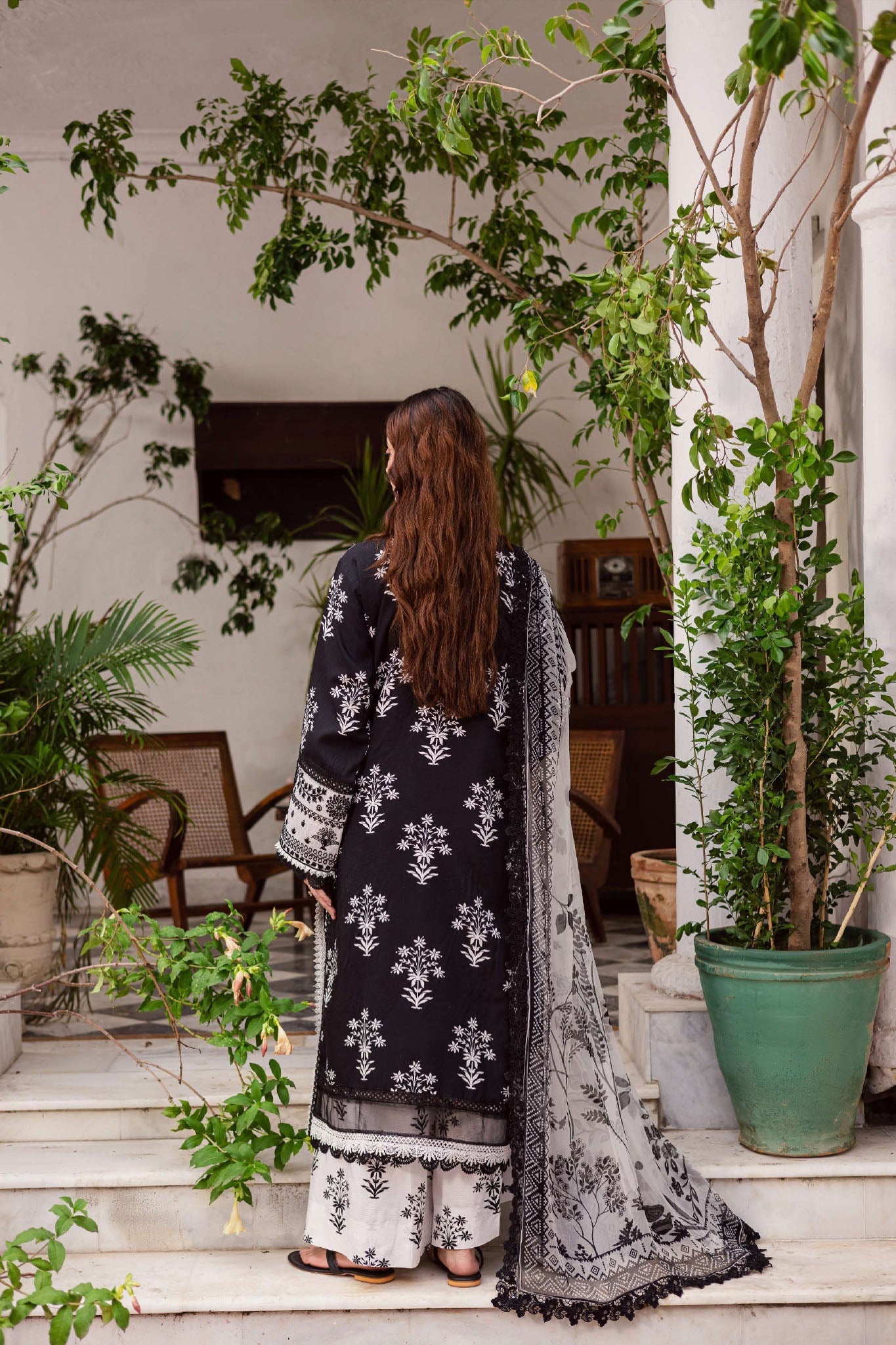 Gulzar By Mahnur Unstitched 3 Piece Winter Collection'2025-G-04