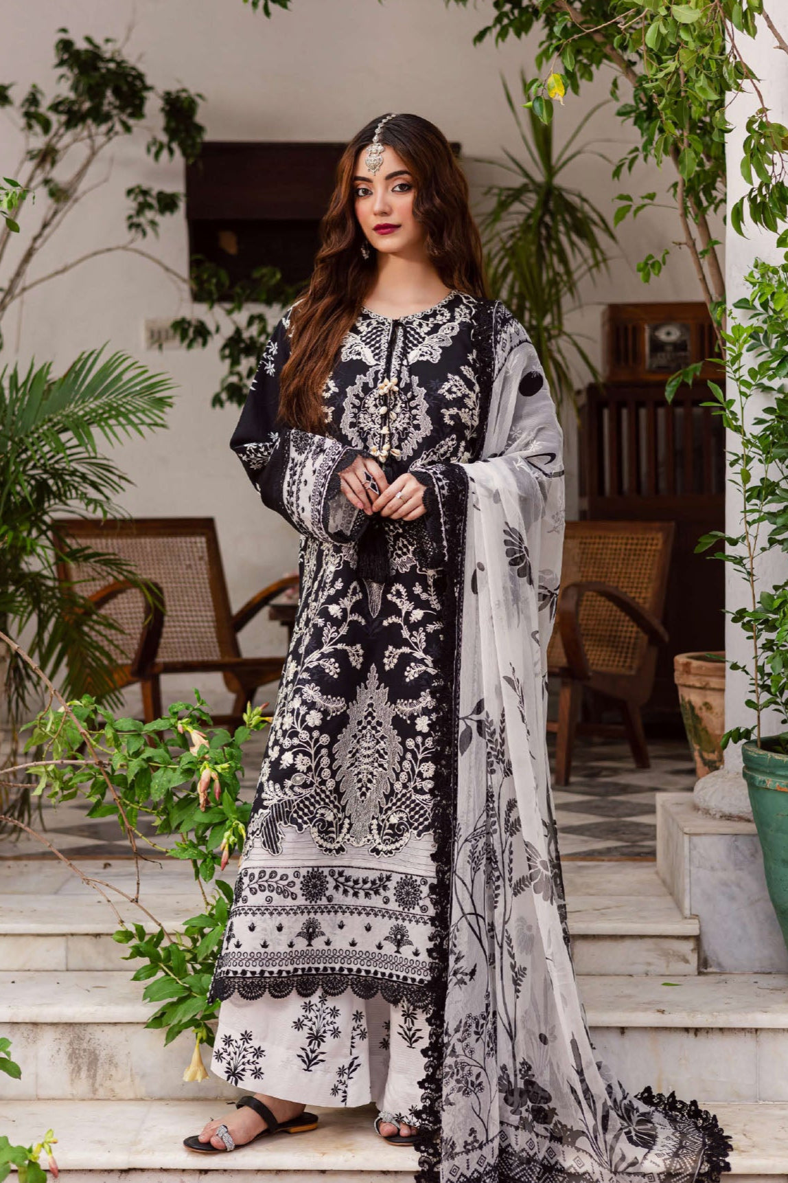 Gulzar By Mahnur Unstitched 3 Piece Winter Collection'2025-G-04