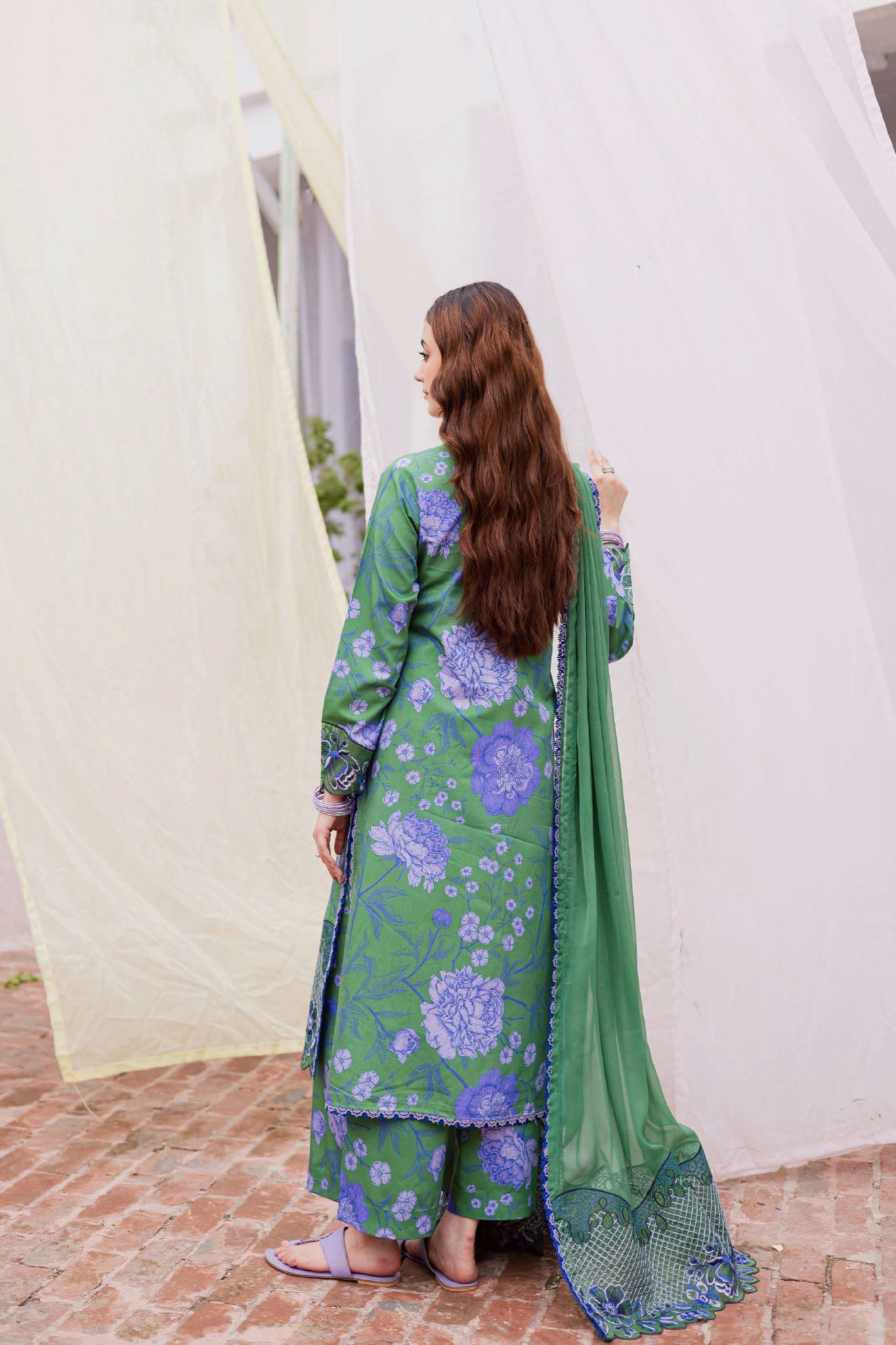Gulzar By Mahnur Unstitched 3 Piece Winter Collection'2025-G-06