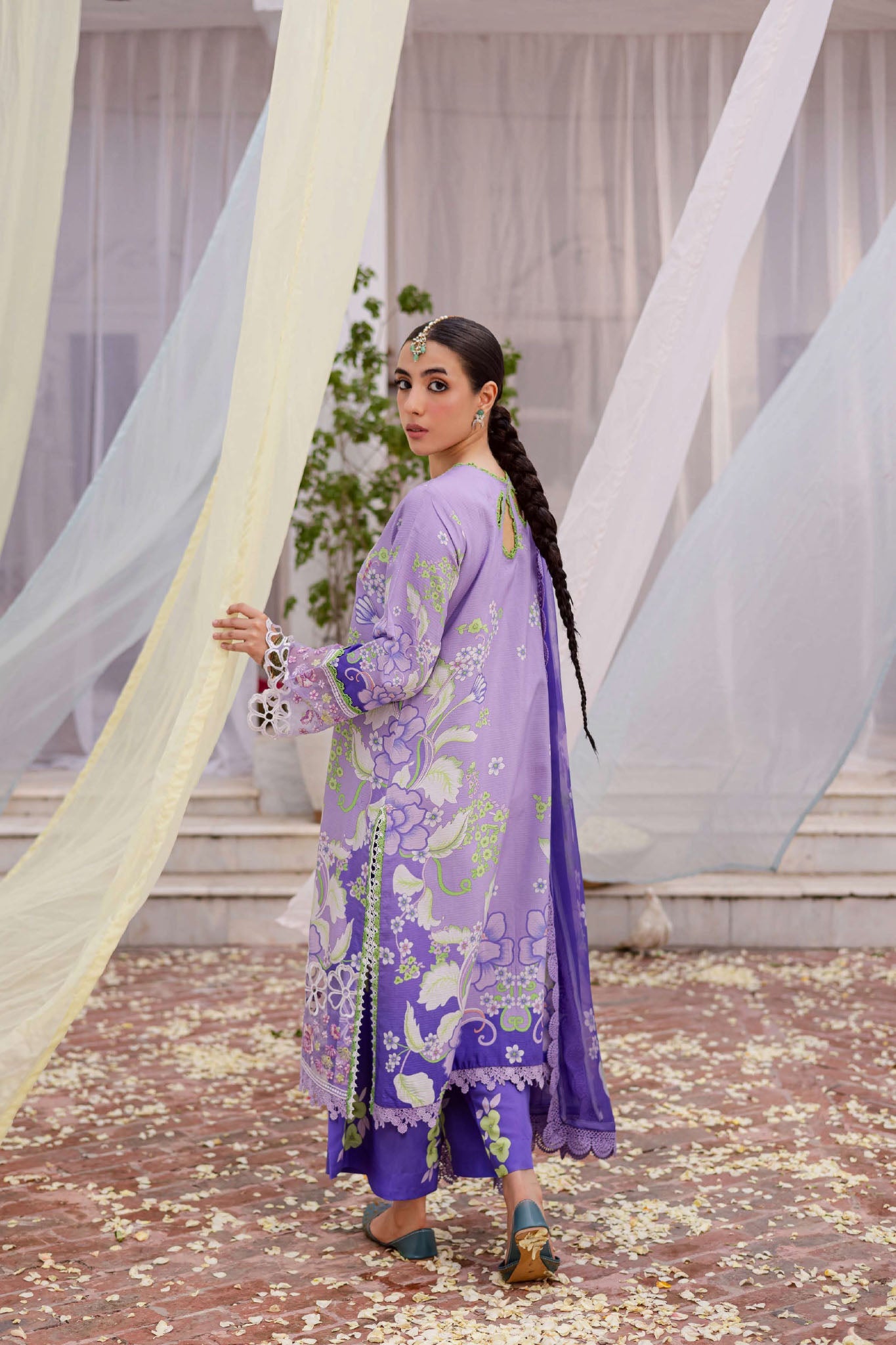 Gulzar By Mahnur Unstitched 3 Piece Winter Collection'2025-G-07