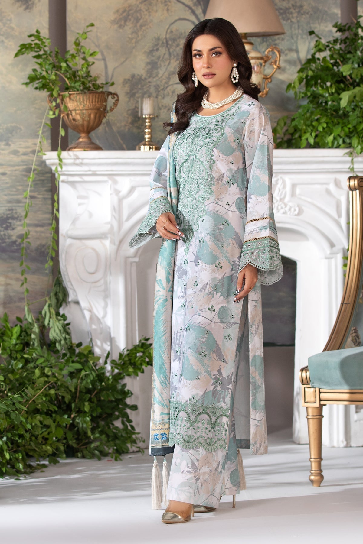 Masakali By Imrozia Stitched 3 Piece Luxe Winter Collection'2025-I.P-83 Mahnoor