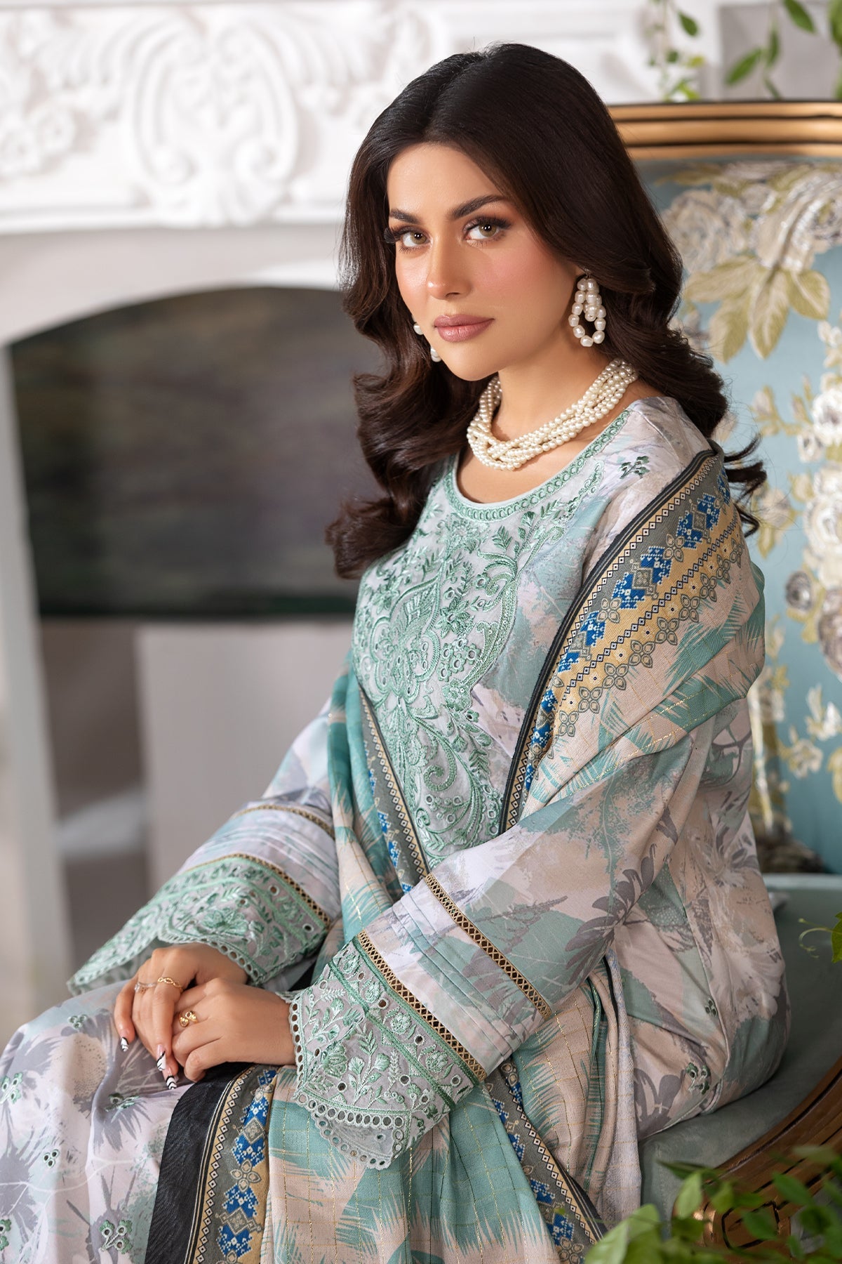 Masakali By Imrozia Stitched 3 Piece Luxe Winter Collection'2025-I.P-83 Mahnoor