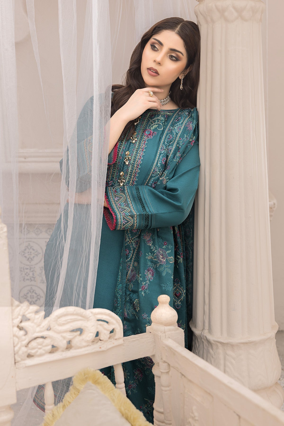 Bella By Imrozia Serene Stitched 3 Piece Winter Collection'2025-I.P-88 Bijou