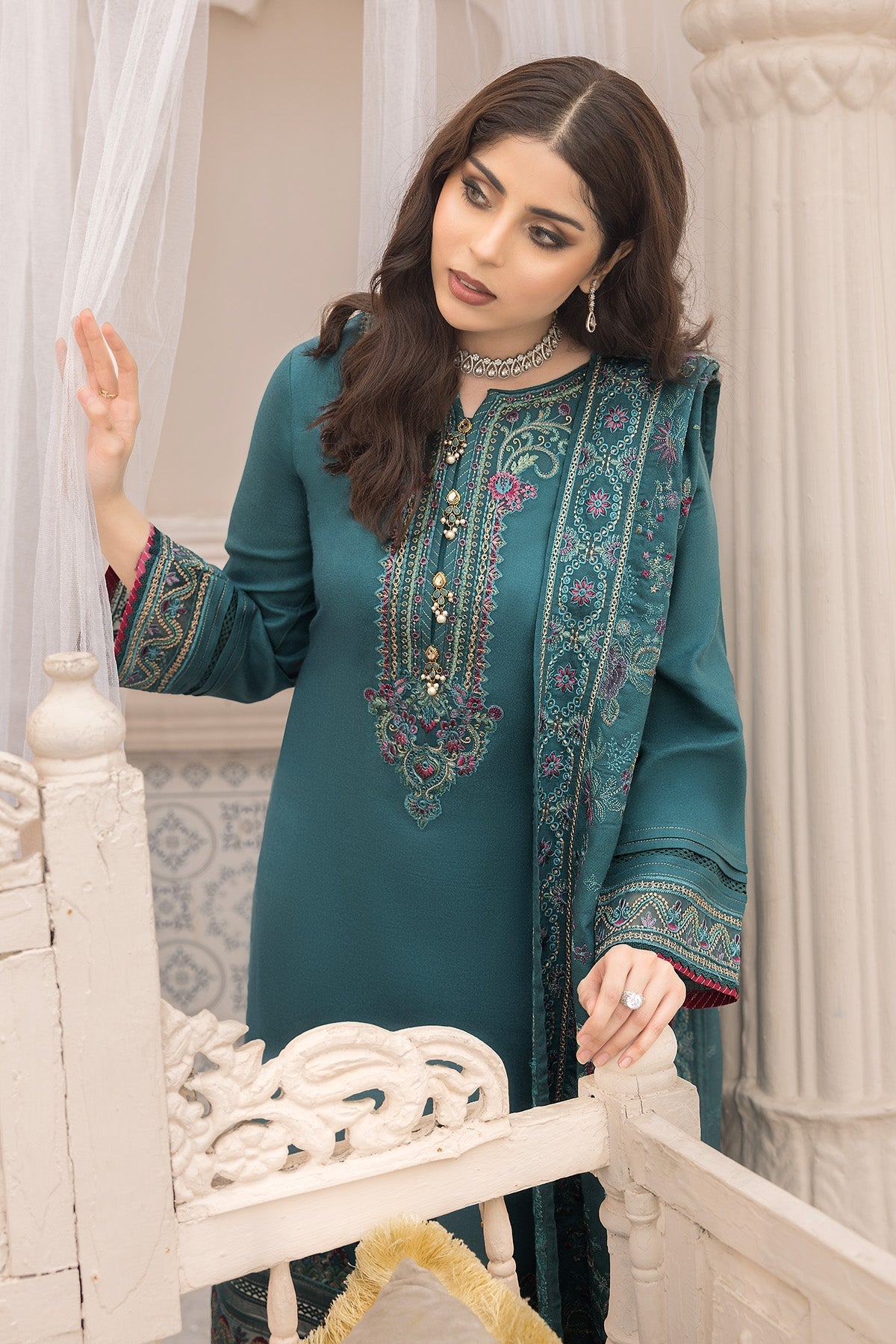 Bella By Imrozia Serene Stitched 3 Piece Winter Collection'2025-I.P-88 Bijou