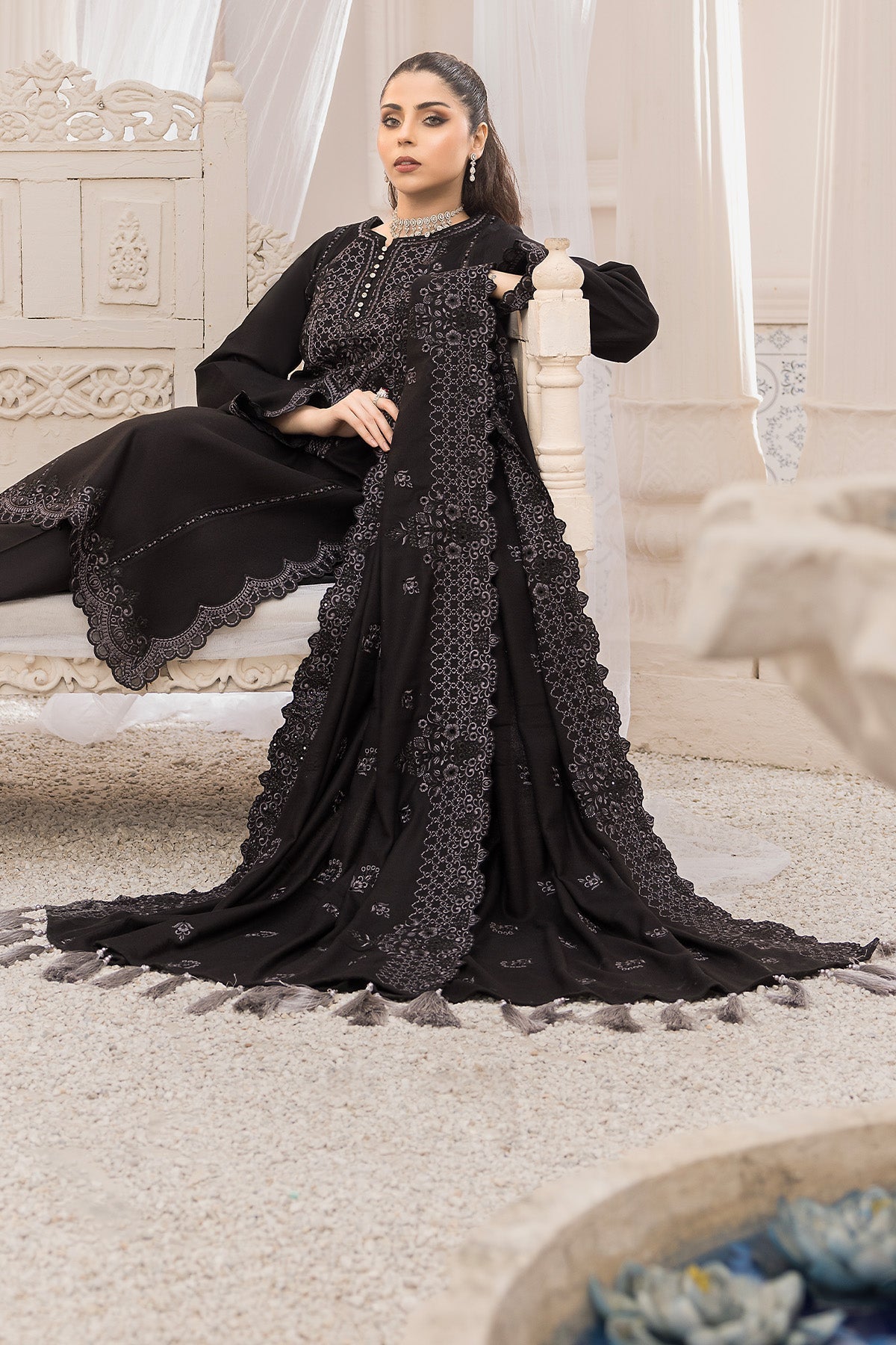 Bella By Imrozia Serene Stitched 3 Piece Winter Collection'2025-I.P-89 Edele
