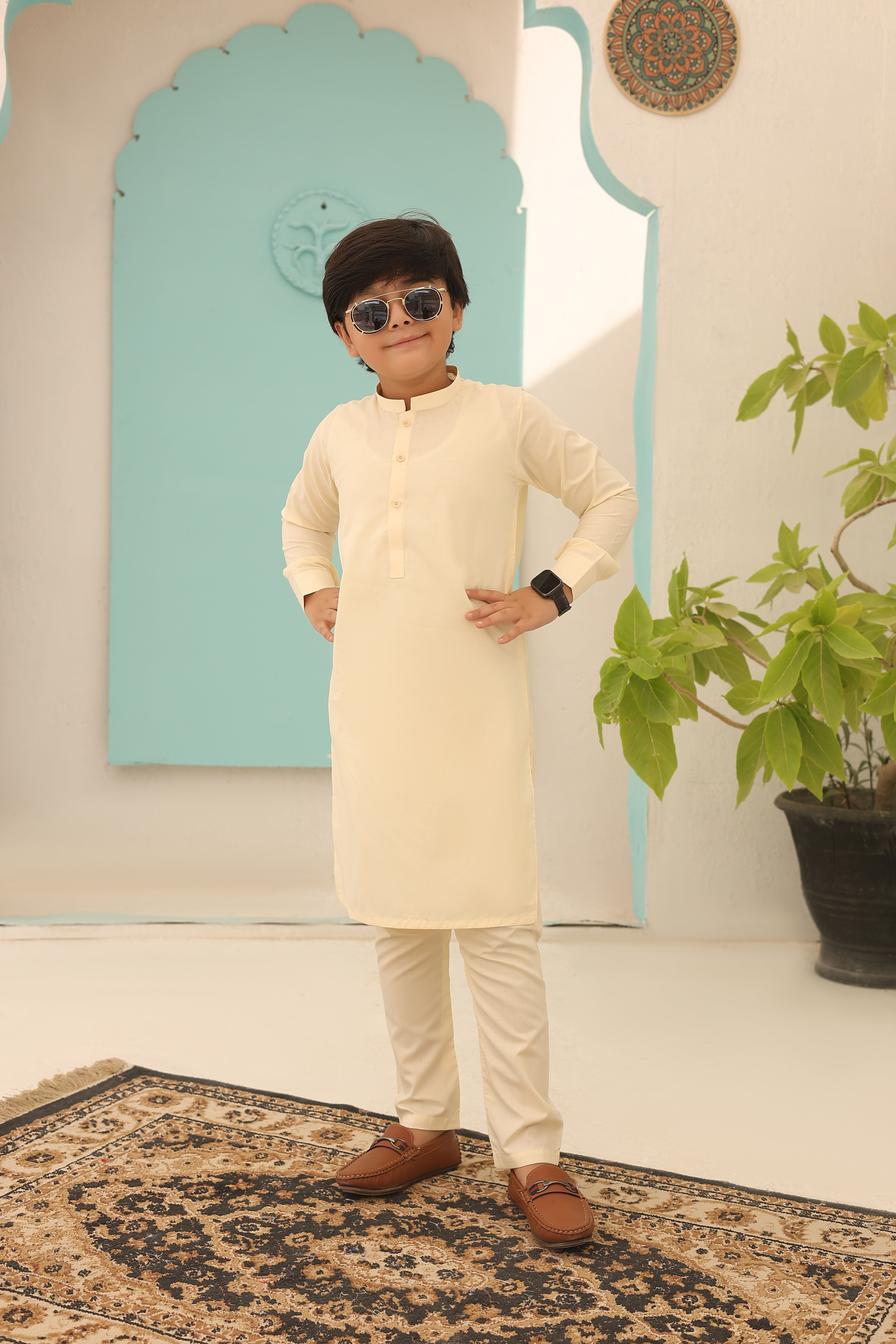 Hassanjee x Shomi