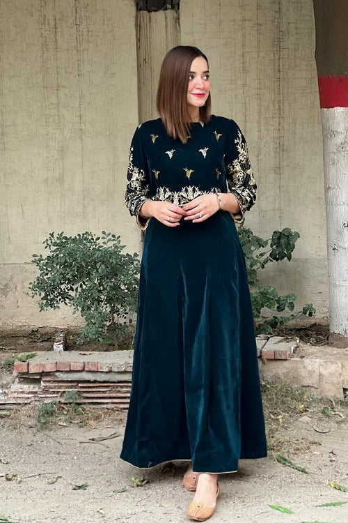Panache Apparel Stitched Velvet Collection-Ruhi-Fariha