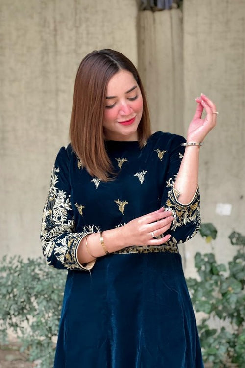 Panache Apparel Stitched Velvet Collection-Ruhi-Fariha
