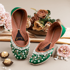 Zuruj Khussa Collection'2025-Zun-131-Parrot Green