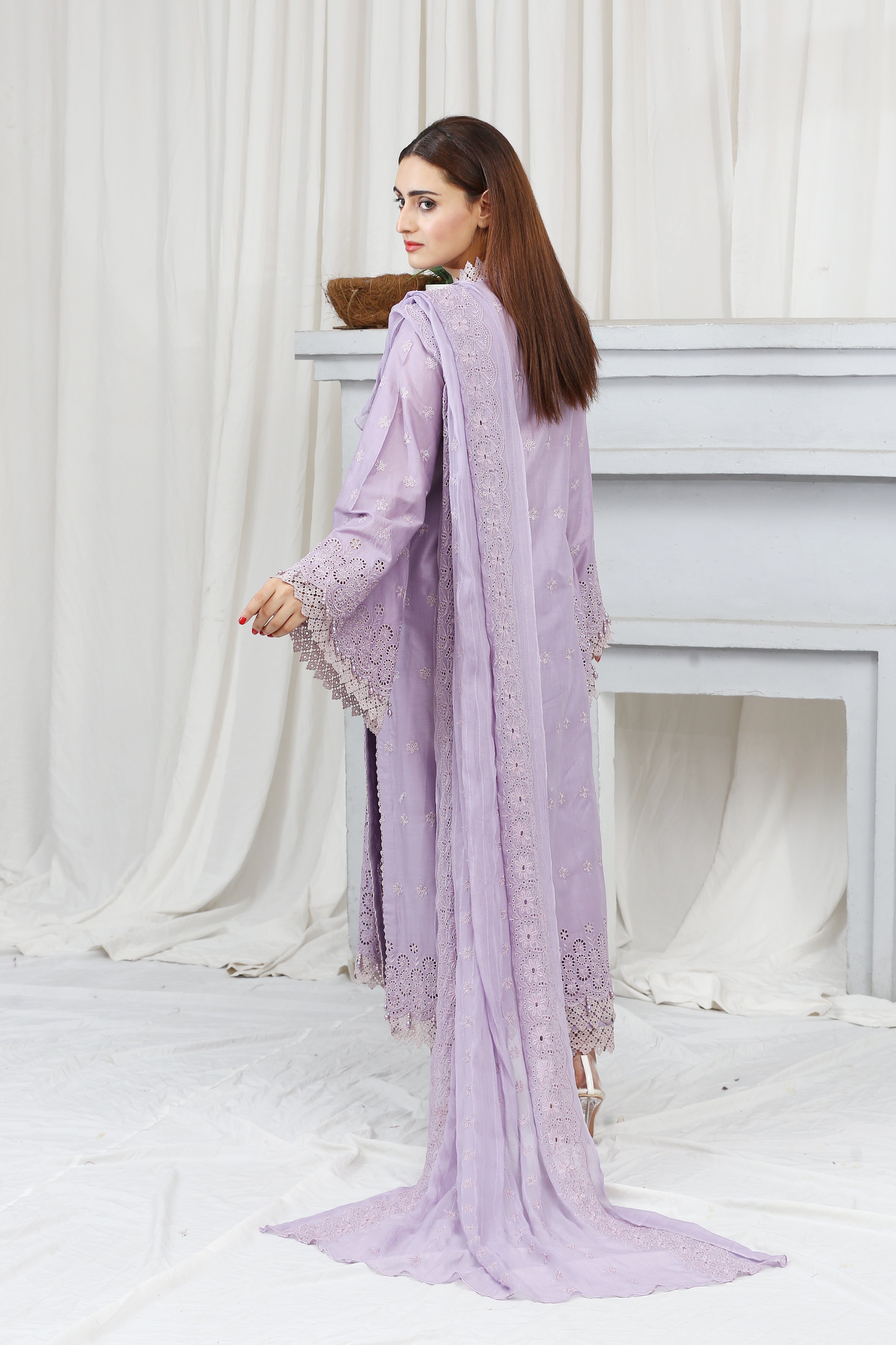 Zeenat By Gulposh Unstitched 3 Piece Lawn Collection'2025-09