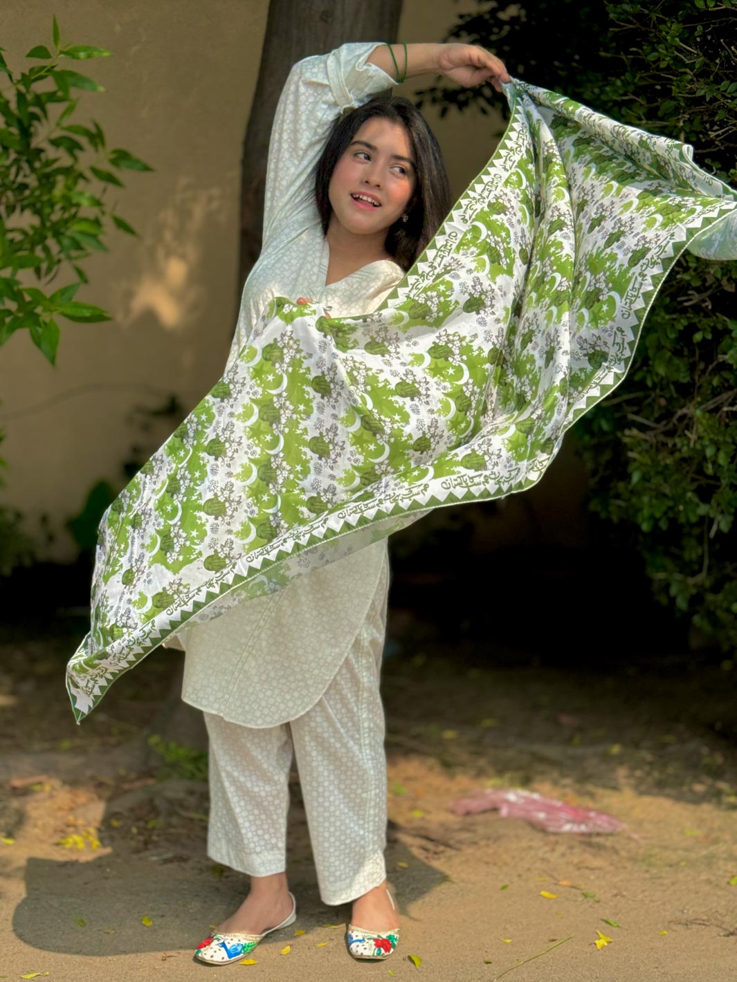 Tng By Md Muffler Collection-Sitara Muffler