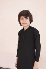 Hassanjee x Shomi