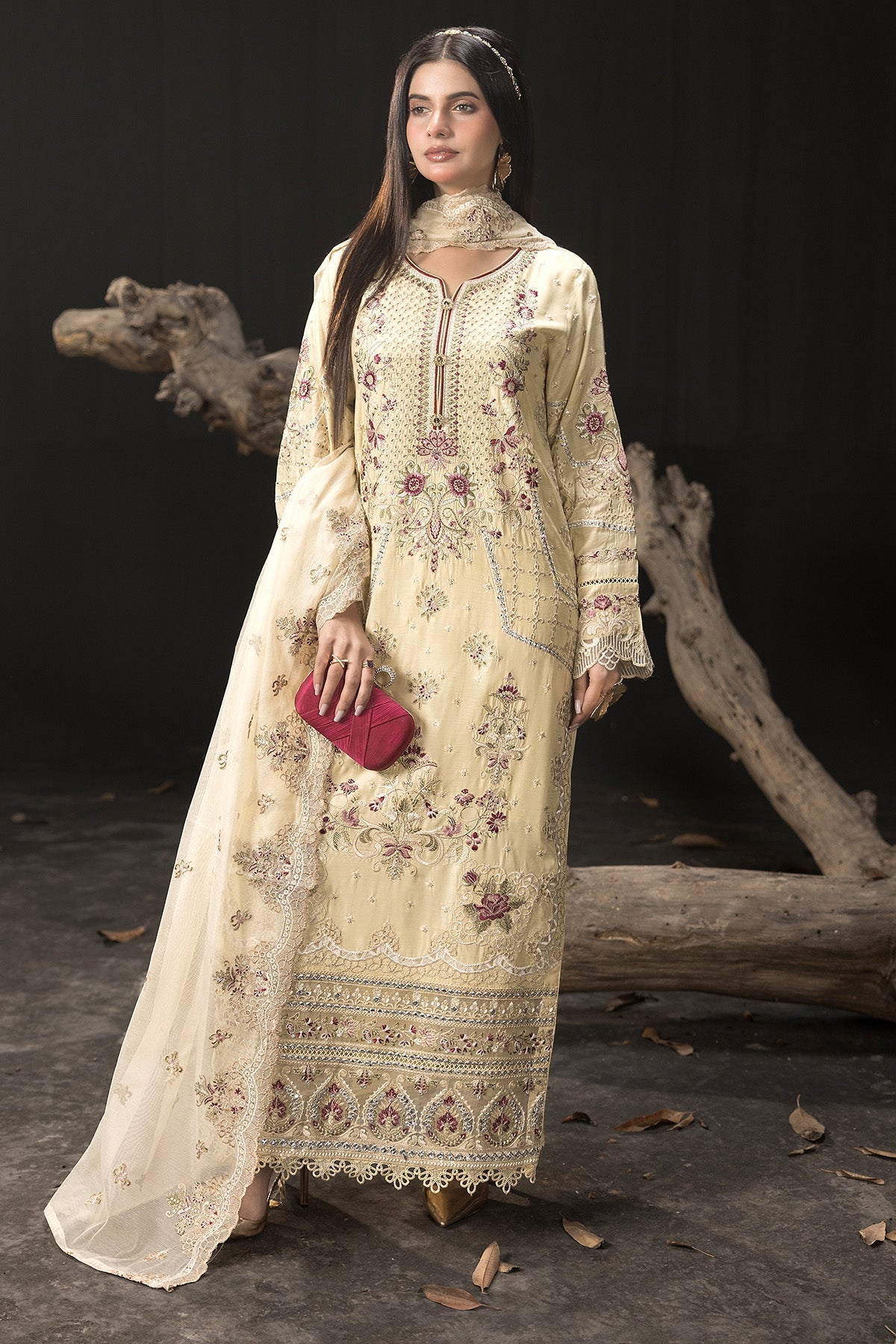 Gulzar e Dil By Imrozia Stitched 3 Piece Winter Collection'2025-I.P-97 Mehr
