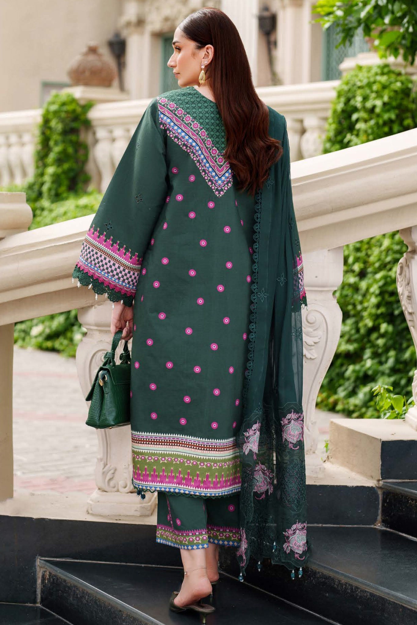 Ivy Bloom by Parishay Unstitched 3 Piece Winter Edit-01 Collection'2025-IW-07