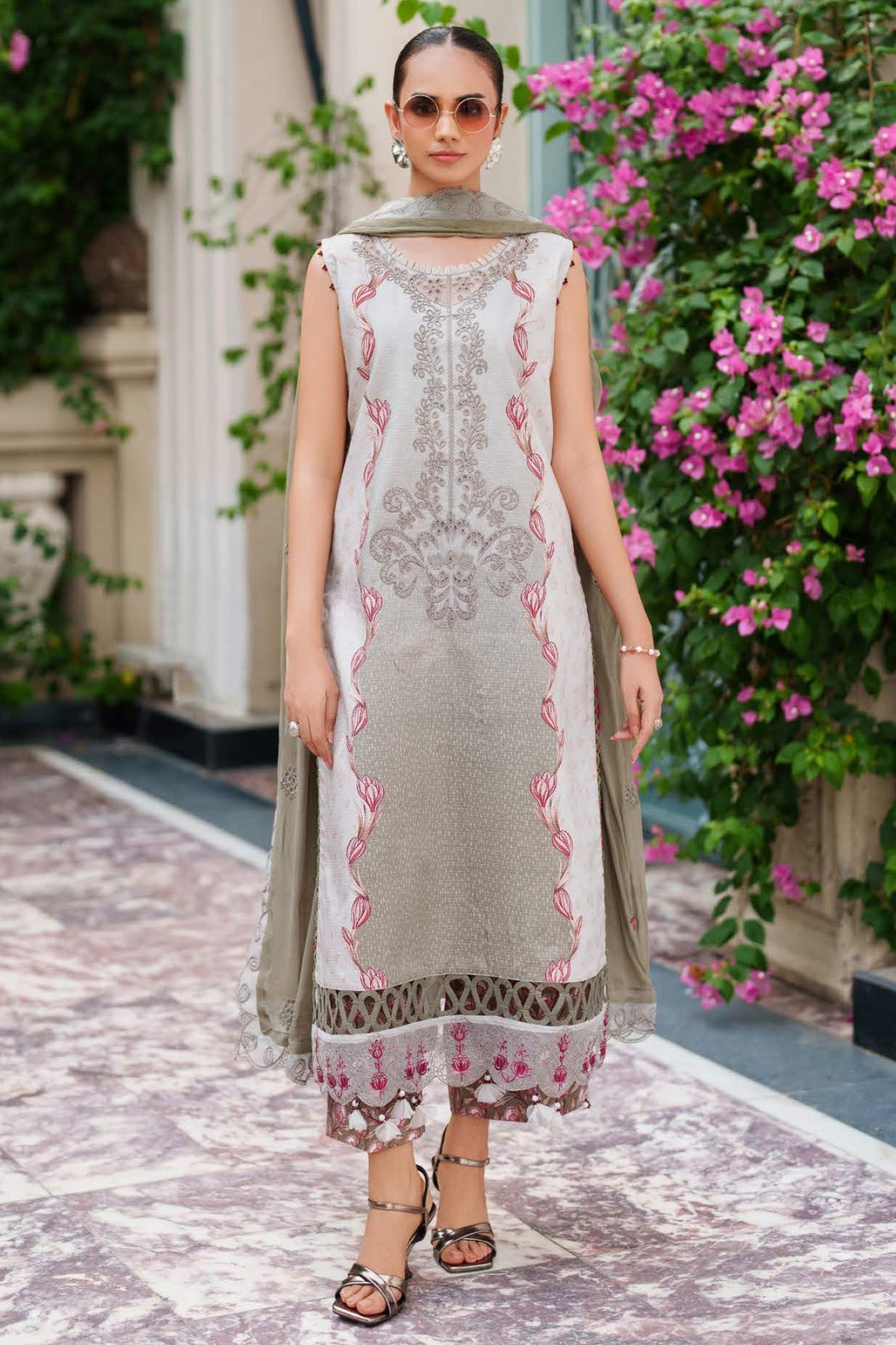 Ivy Bloom by Parishay Unstitched 3 Piece Winter Edit-01 Collection'2025-IW-13