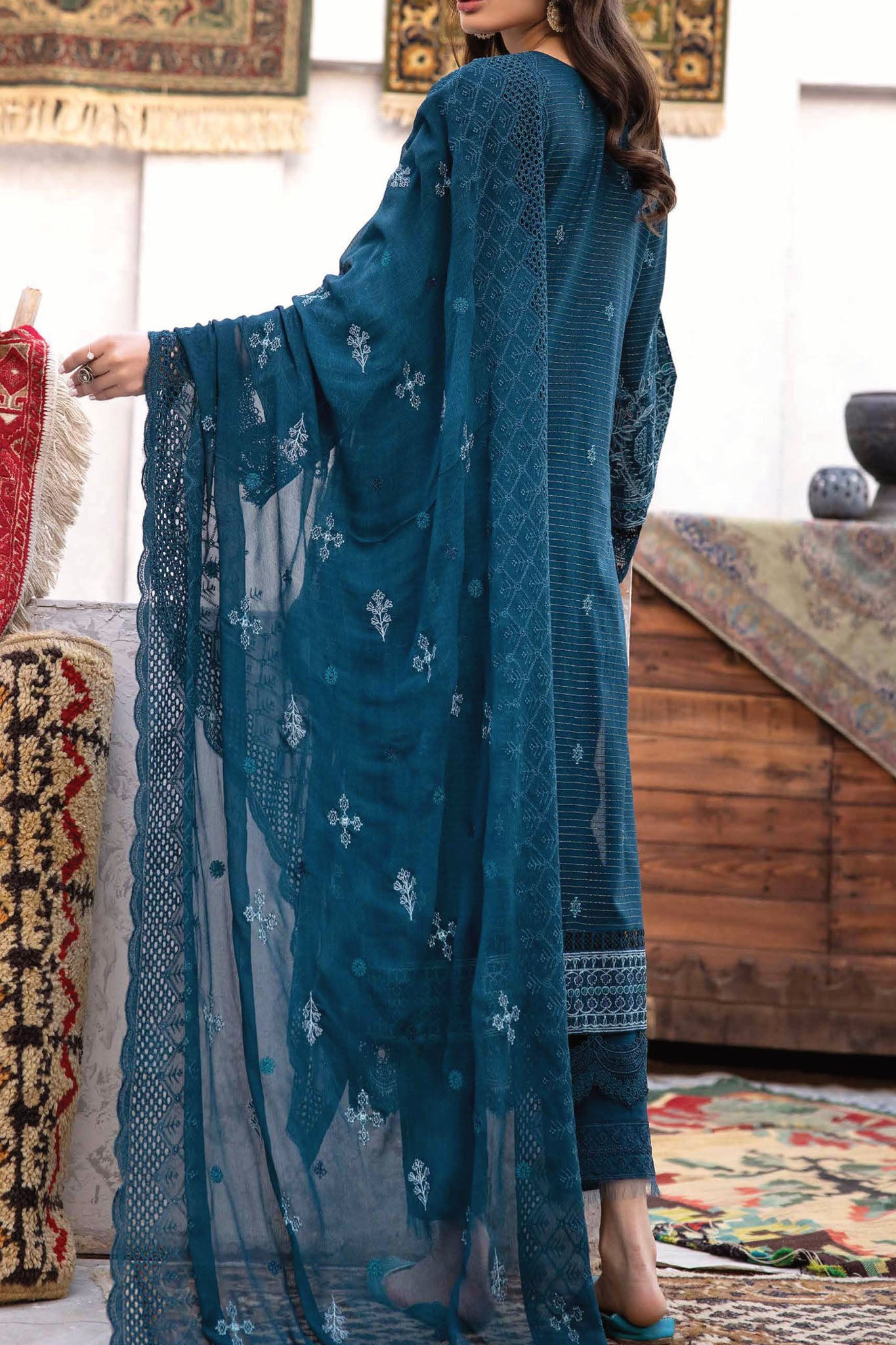 Ulfat By Johra Unstitched 3 Piece Emb Banarsi Jacquard Lawn Collection'2024-JH-257