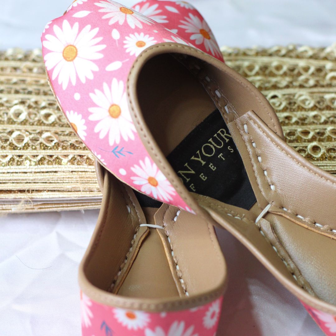 On Your Feets Casual Khussa-Jasmine Whisper