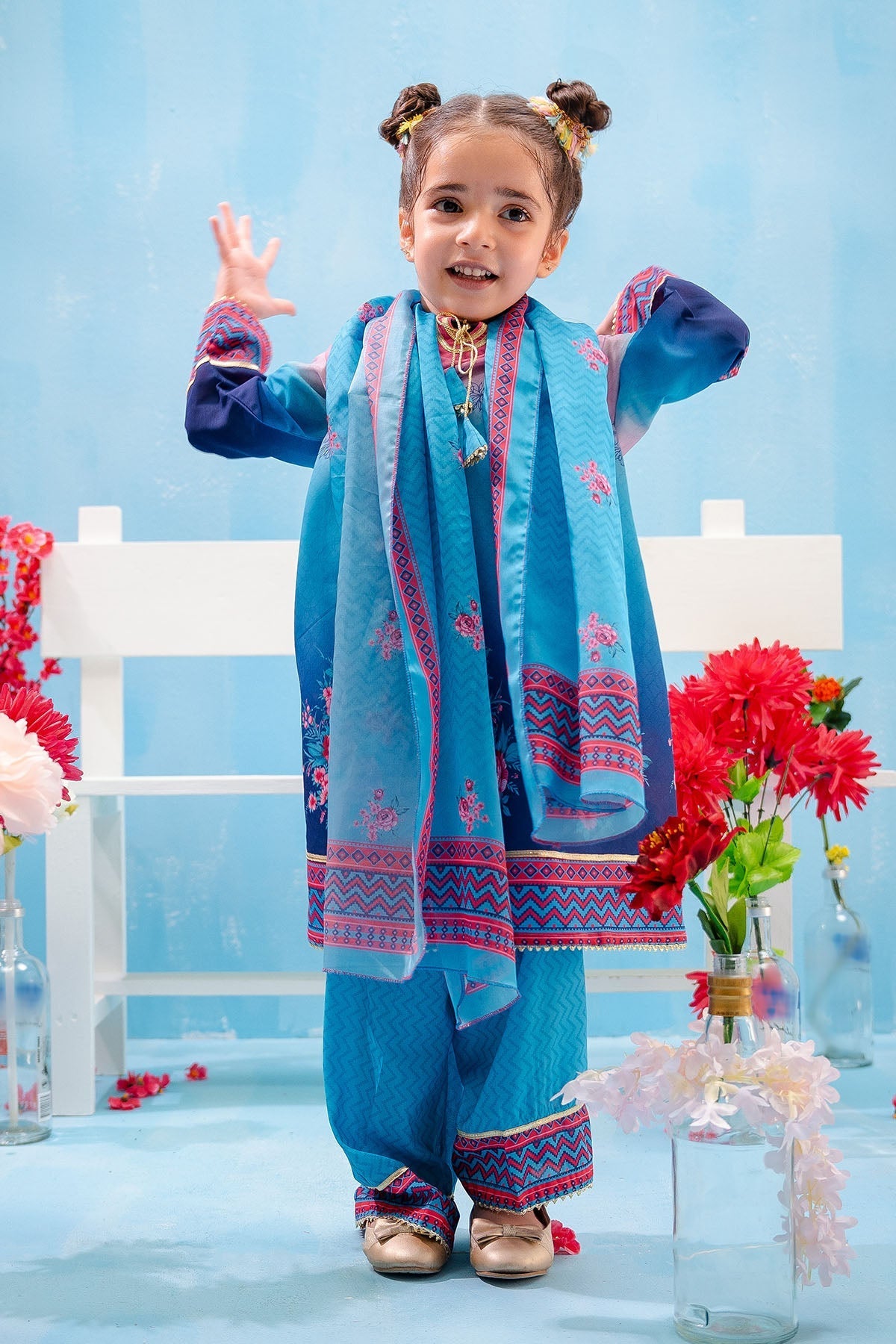 Discover Swiss Lawn Digital Printed 3 Pc Suit for kidsâ??vibrant colors, premium comfort, and perfect style for every occasion. 