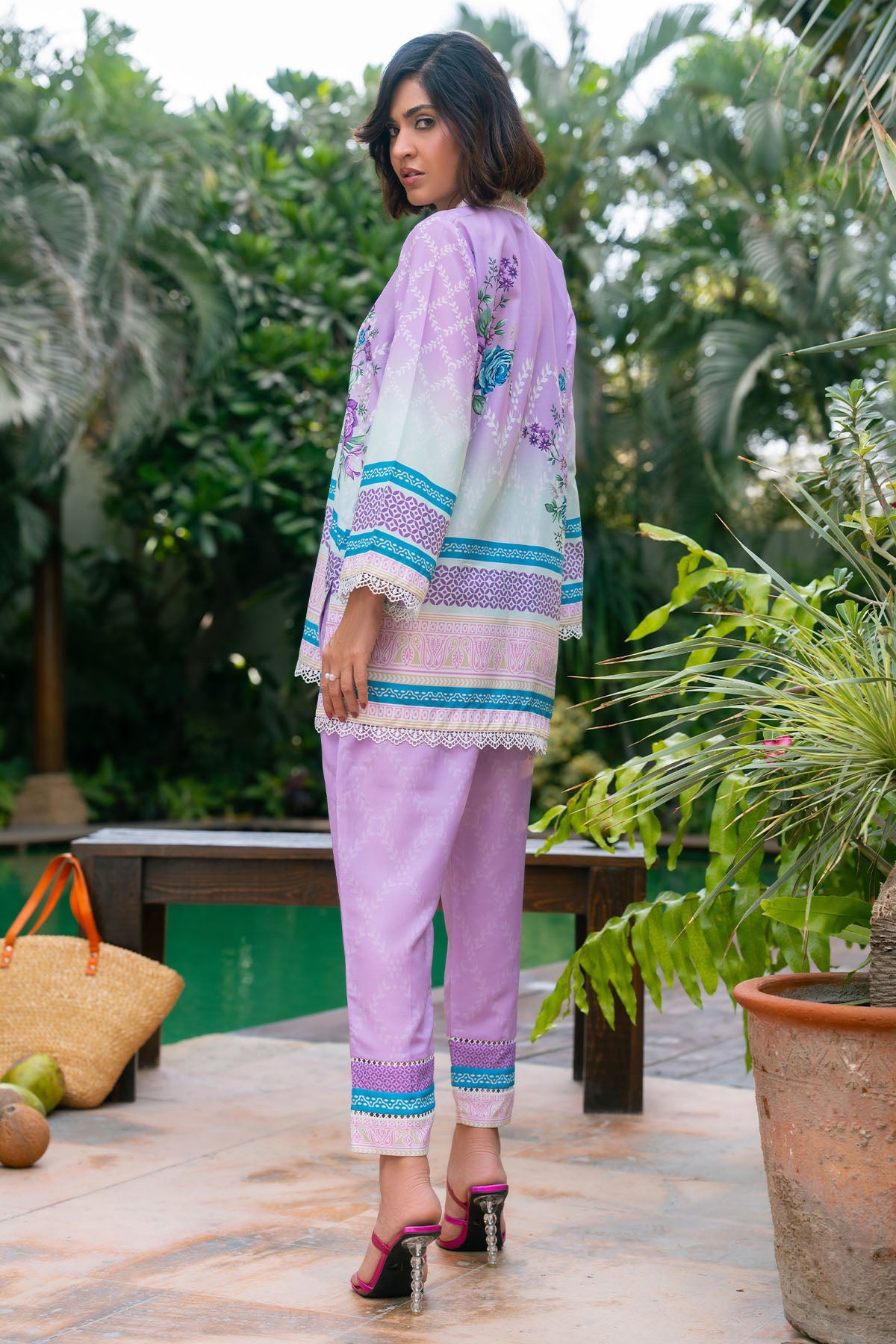 Shomi nairah