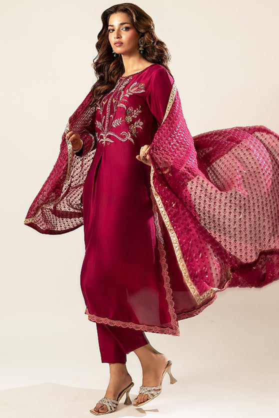 Lux Edit By Zaaviay Stitched Magenta Fling (Three Piece)