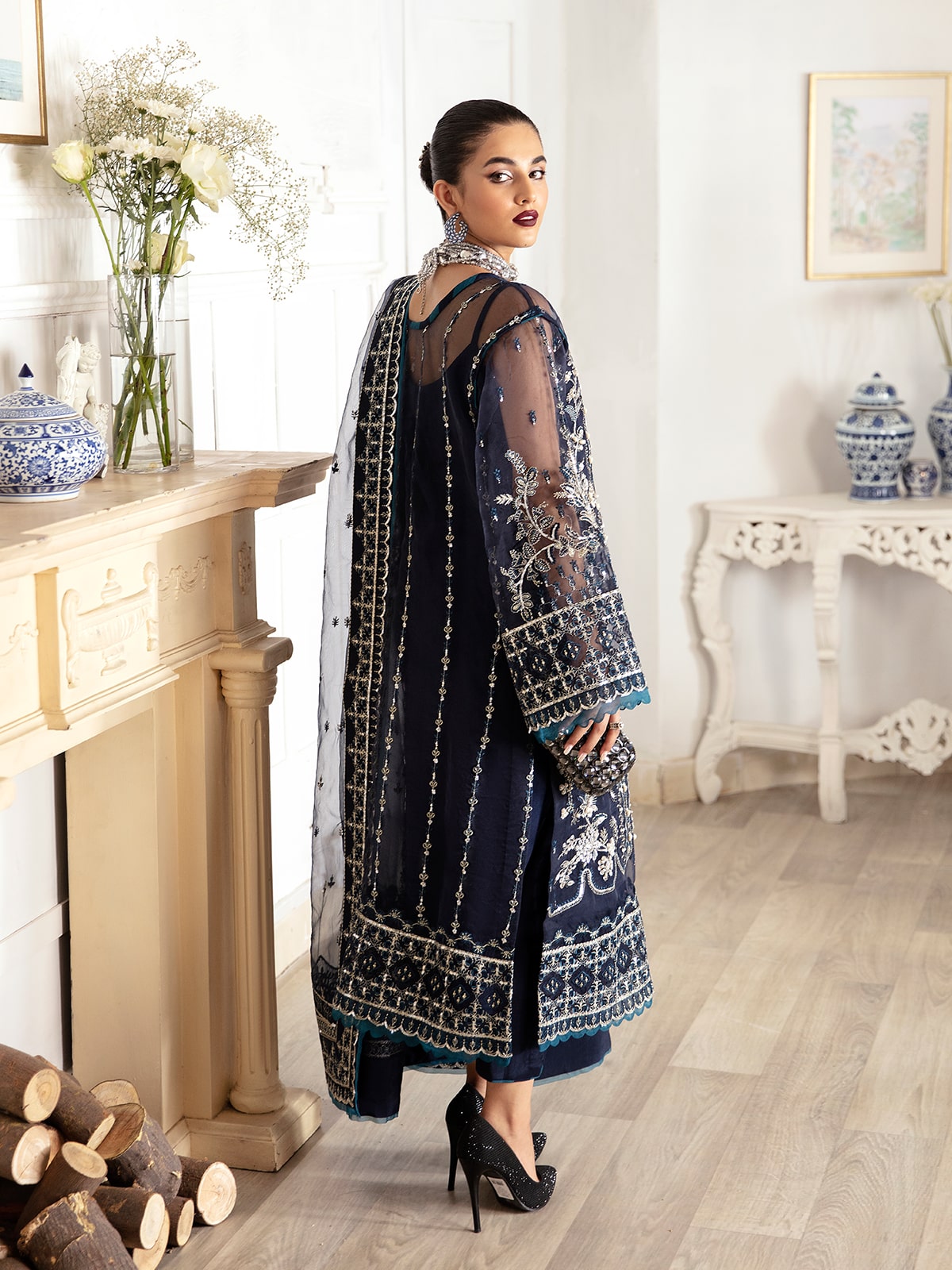 Gulaal Unstitched 3 Piece Luxury Pret Vol-02 Collection'2023-Sabela GL-LP-V2-15