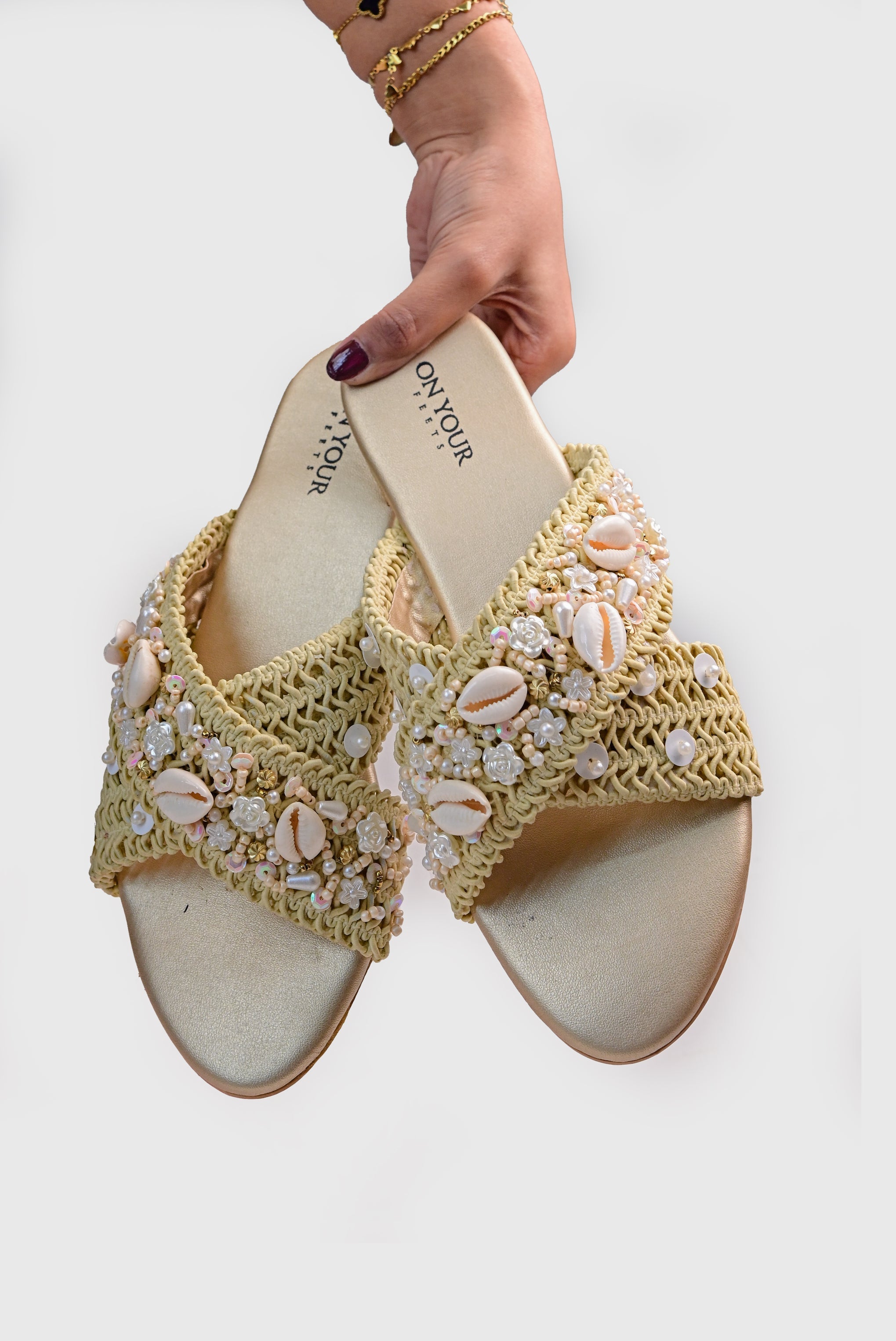On Your Feets Sliders-Noor-e-Kohsaar