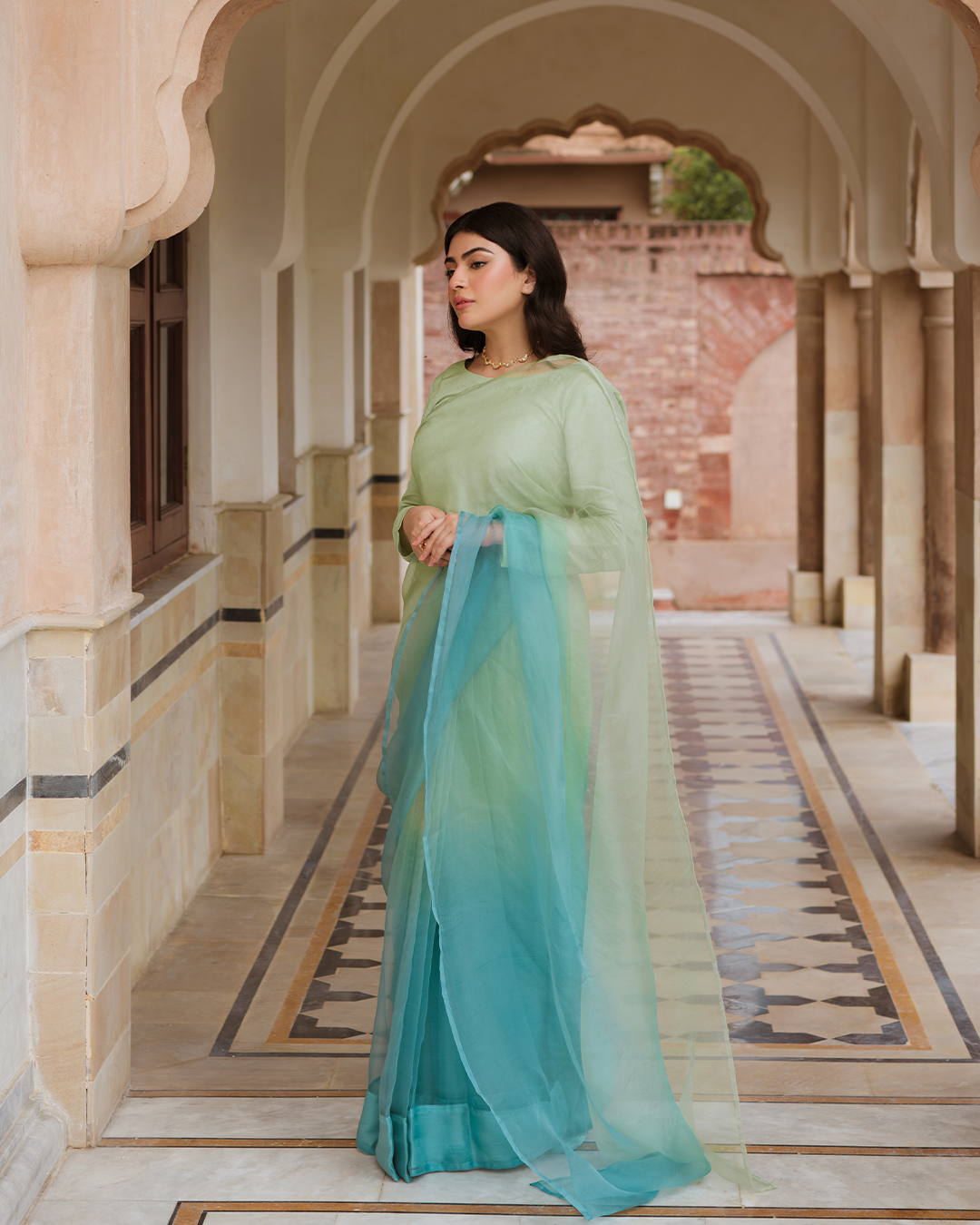 Purane Darwaze By Pashma Khan Stitched Formals Collection'2025-Abshaar