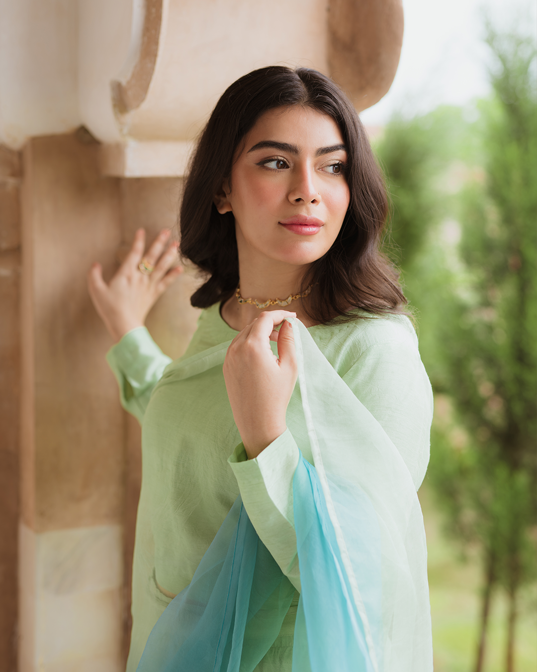 Purane Darwaze By Pashma Khan Stitched Formals Collection'2025-Abshaar