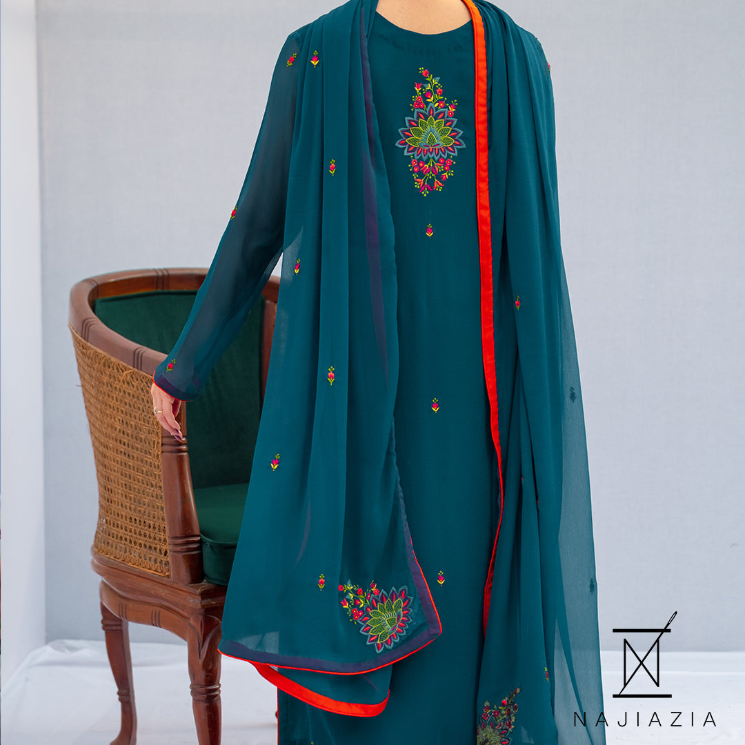 Najia Zia Stitched 3 Piece Formals Collection'2025-Peacock