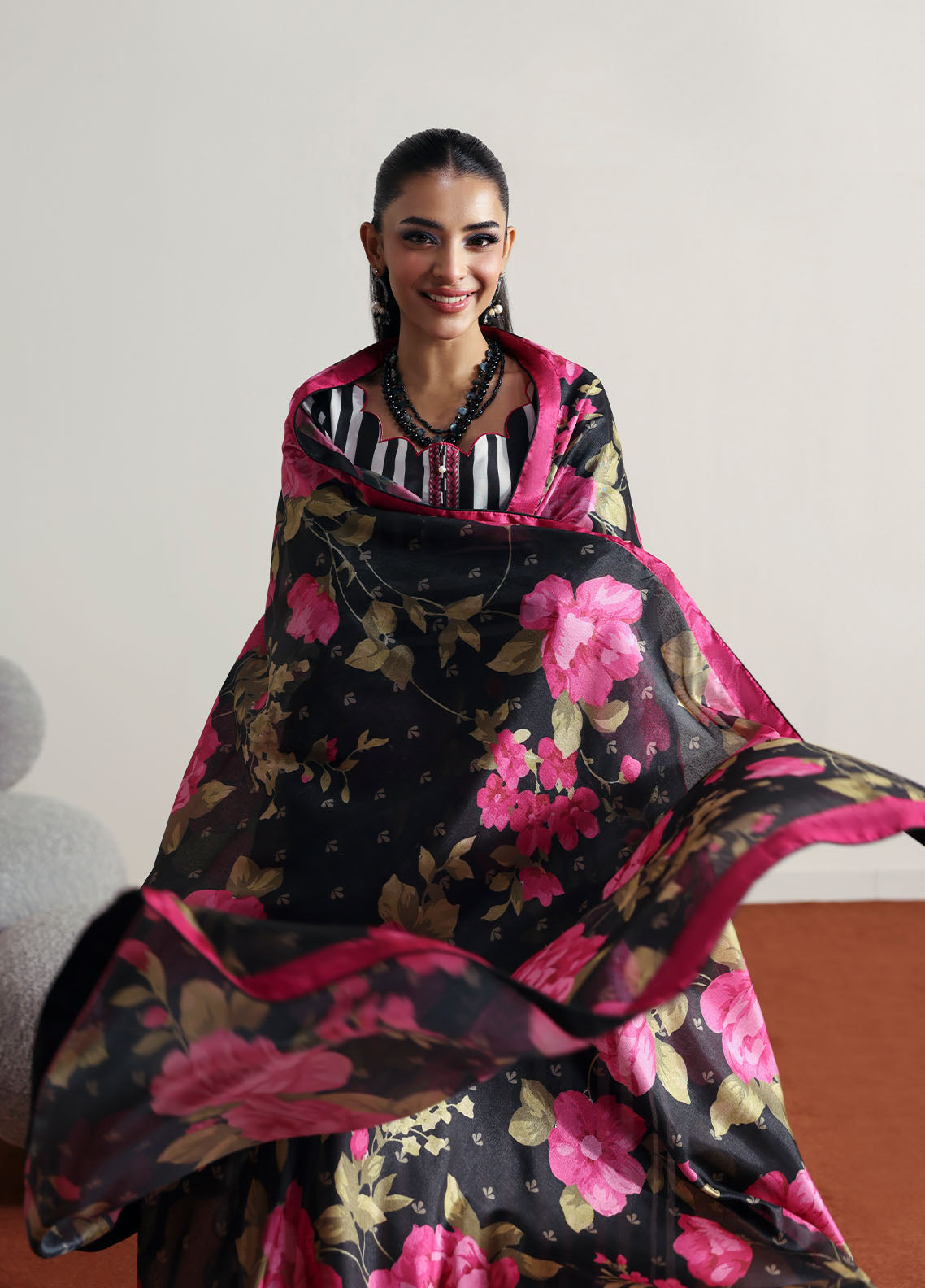 Gulaal Stitched 3 Piece Basic Lawn Collection'2025-Fleuron