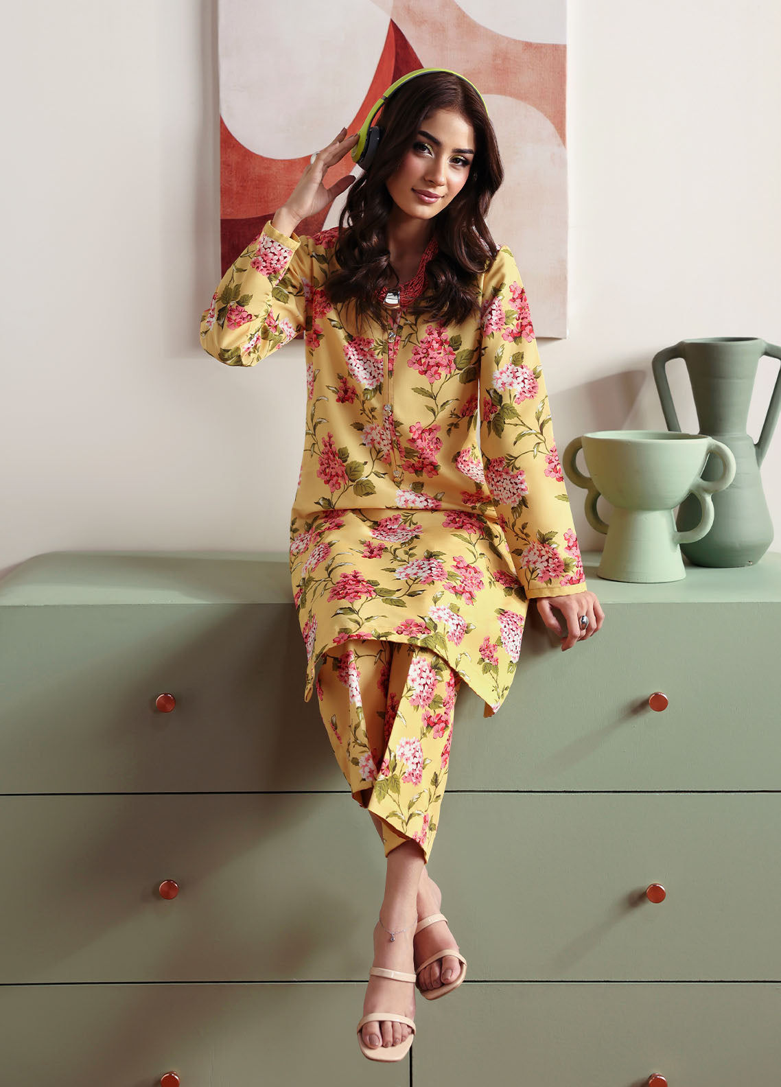 Gulaal Stitched 2 Piece Basic Lawn Collection'2025-Honey Dew