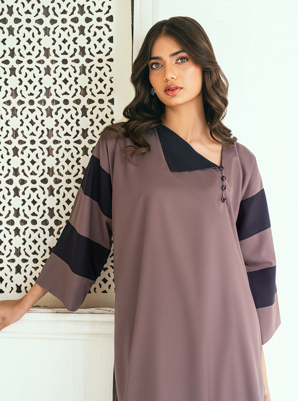 Rangeen Stitched 2 Piece Rise Co-Ord Set