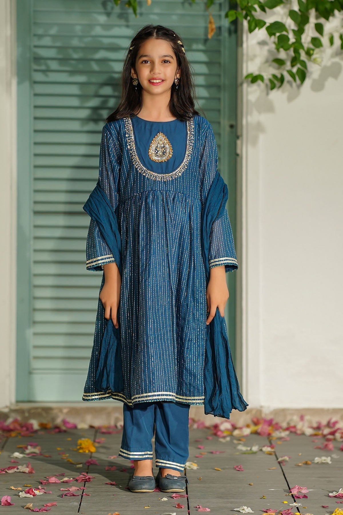 Ochre Clothing Zari Jacquard Hand Adda Work 3 Pc Suit Collection'2025-SHD-09