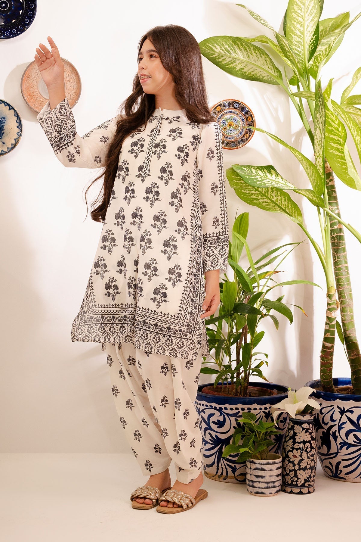 Ochre Clothing Swiss Lawn Digital Printed 2 Pc Suit
